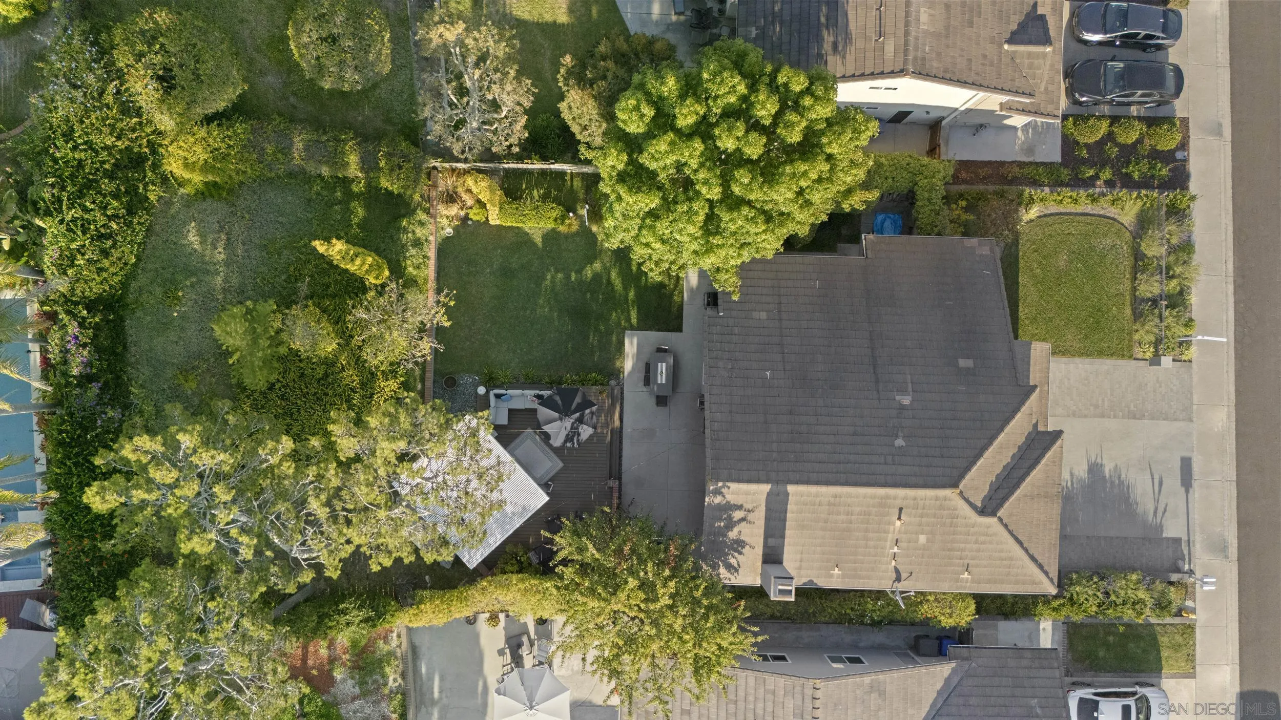 https://cdn.realtyfeed.com/cdn/127/250037406/493ad38976ae8da5b8fc35b78c7ef2d2.webp