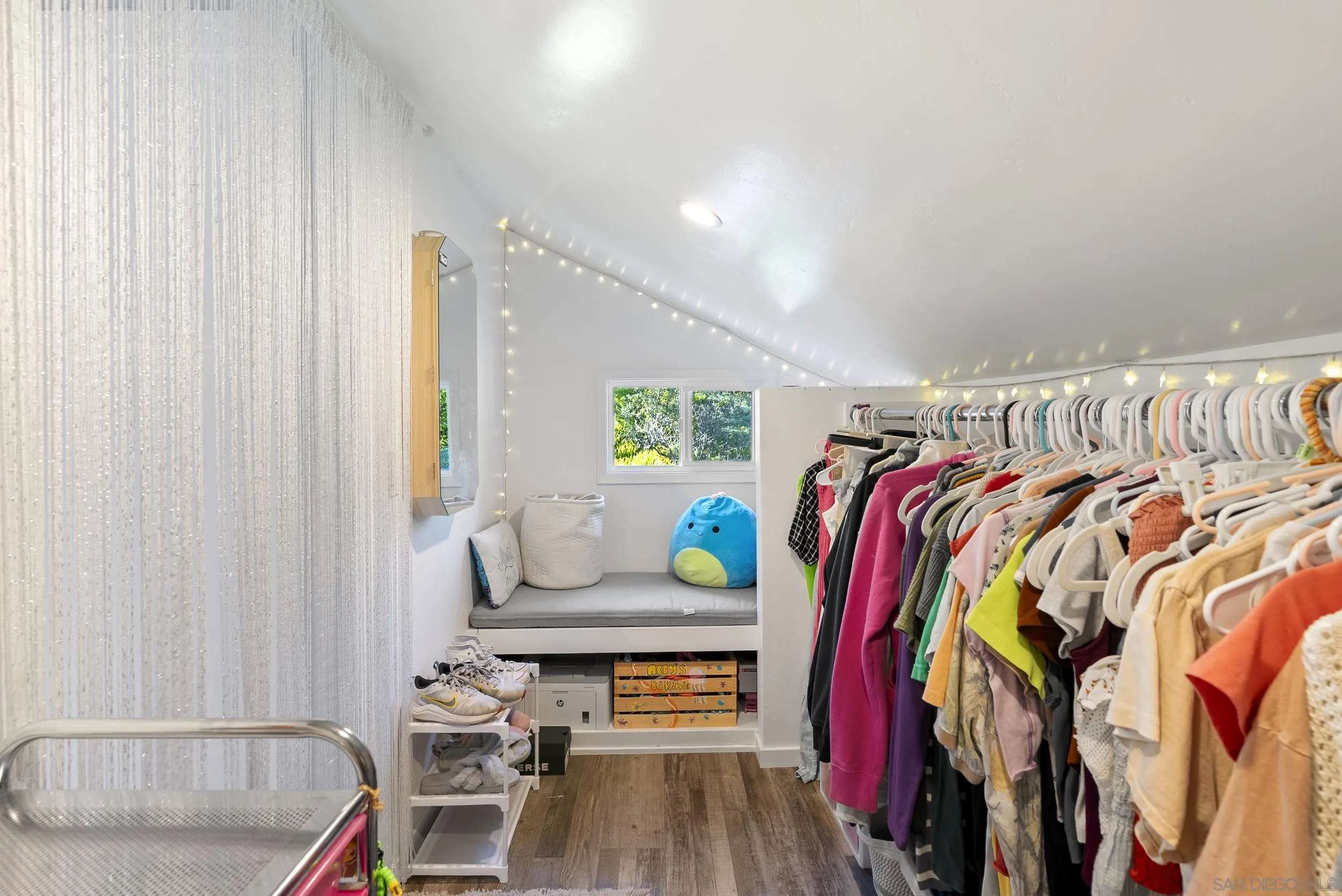 https://cdn.realtyfeed.com/cdn/127/250037406/869345b87a129fe5fe301ec2b6bd1944.webp