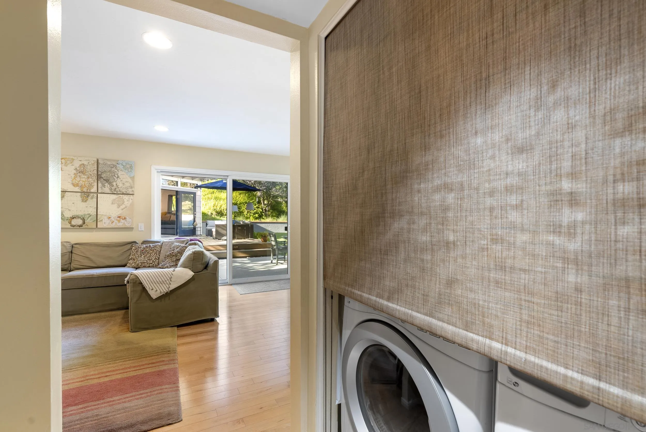 https://cdn.realtyfeed.com/cdn/127/250037406/c5ebf697612171e010d57ec908cc9f71.webp
