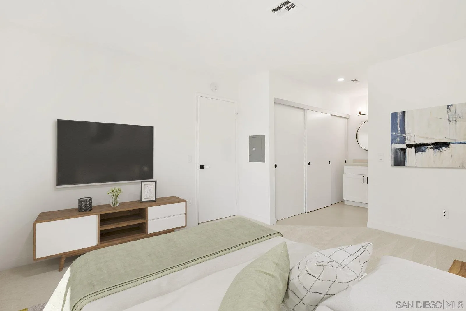 https://cdn.realtyfeed.com/cdn/127/250037407/05d0ee601d649a7032fd5331c7a6840b.webp