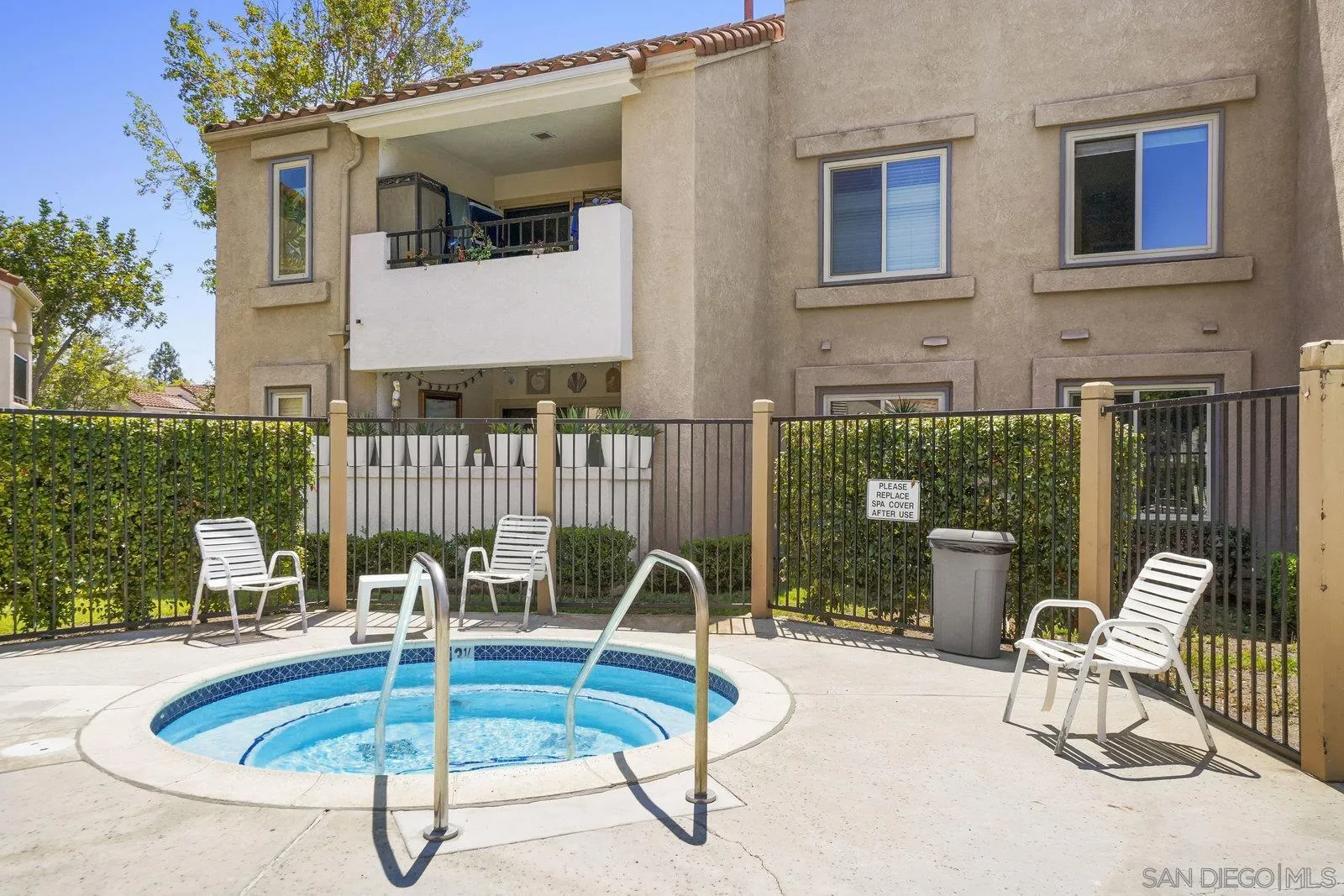https://cdn.realtyfeed.com/cdn/127/250037407/39281ea6b89c7e1e78e13a9a0bb3cd3b.webp