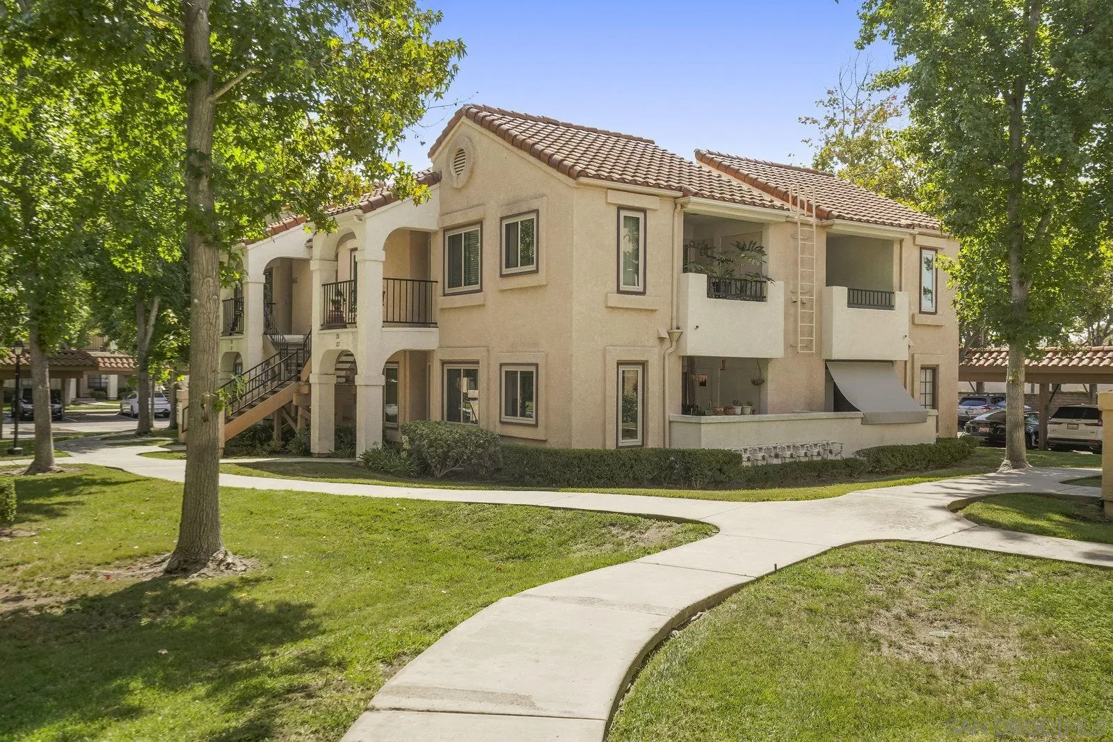https://cdn.realtyfeed.com/cdn/127/250037407/4079e1fe7f81ec2cb817526e338188ff.webp