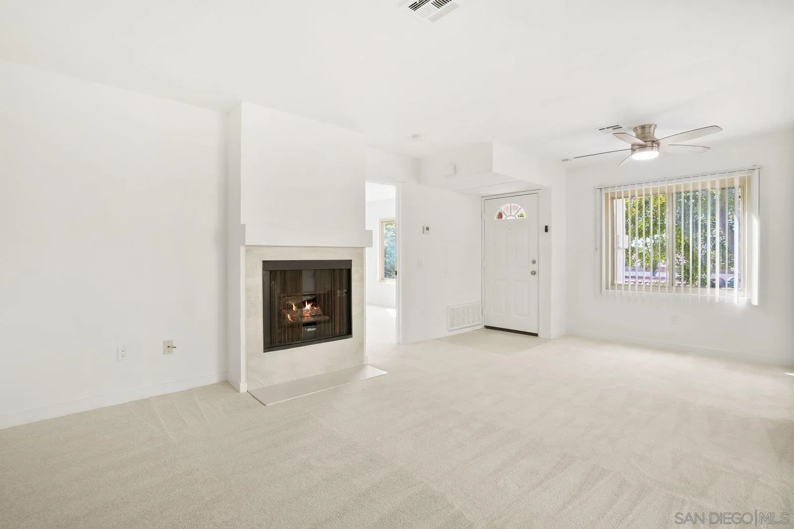 https://cdn.realtyfeed.com/cdn/127/250037407/50da758c050172f889b1c3ec1e3450c5.webp