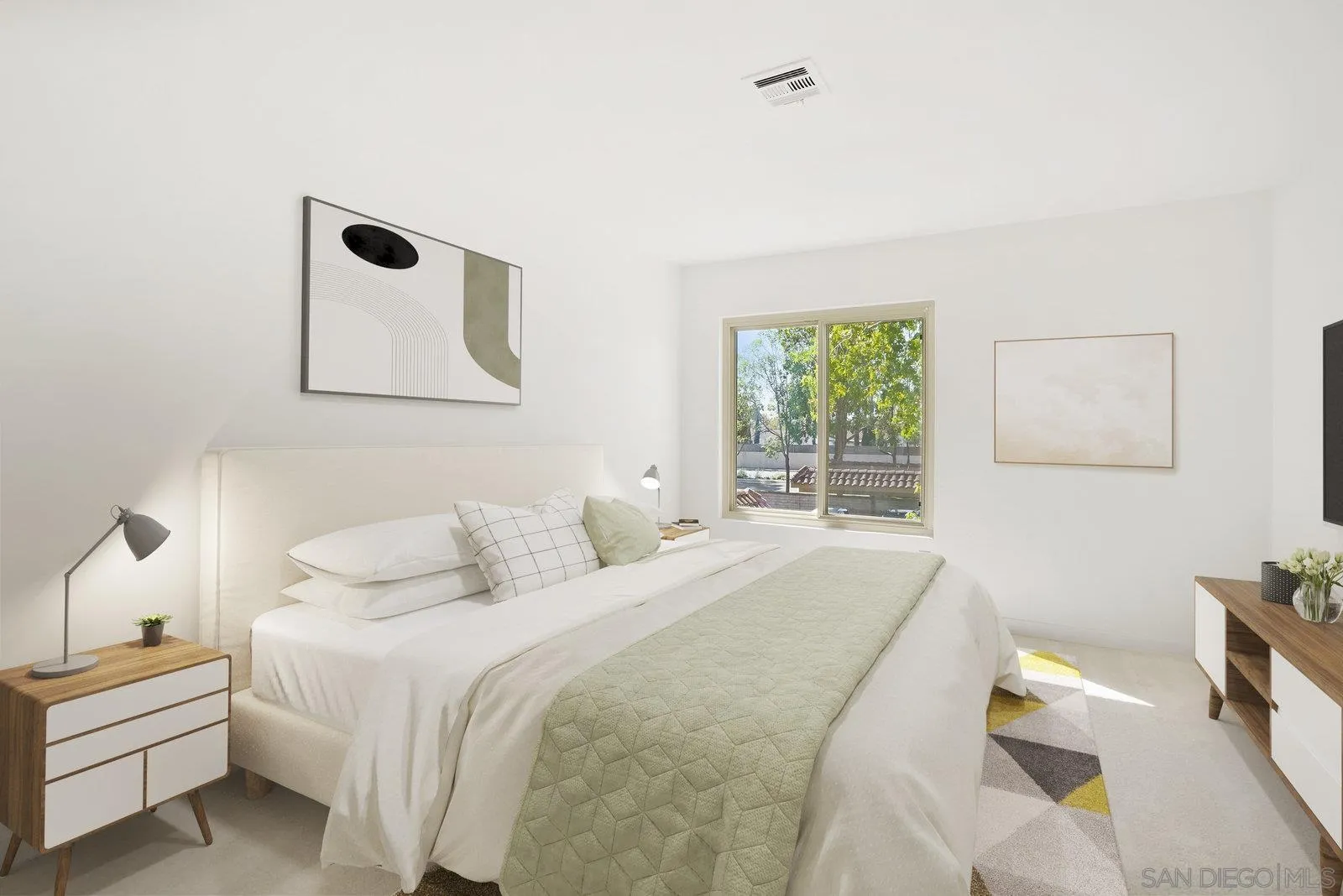 https://cdn.realtyfeed.com/cdn/127/250037407/cfc50254c72606bd1aa843bb3400895f.webp