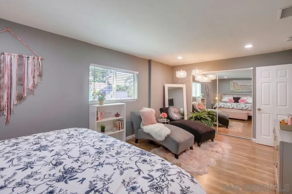 https://cdn.realtyfeed.com/cdn/127/250037408/777e0deb6f9870a0809b57ffebad20fd.webp