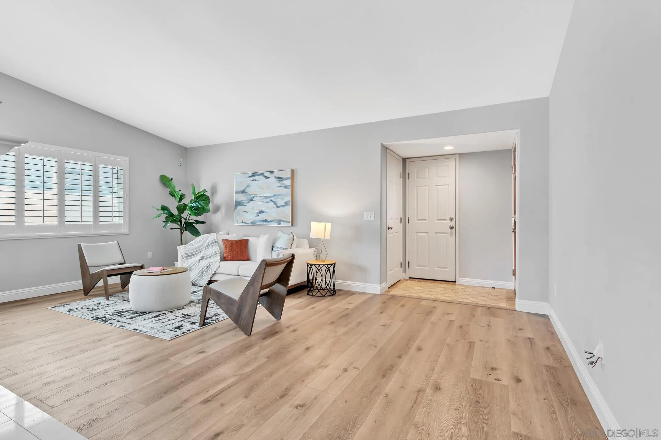 https://cdn.realtyfeed.com/cdn/127/250037409/ba7d0ce0d20139a302fa19e532485eb0.webp
