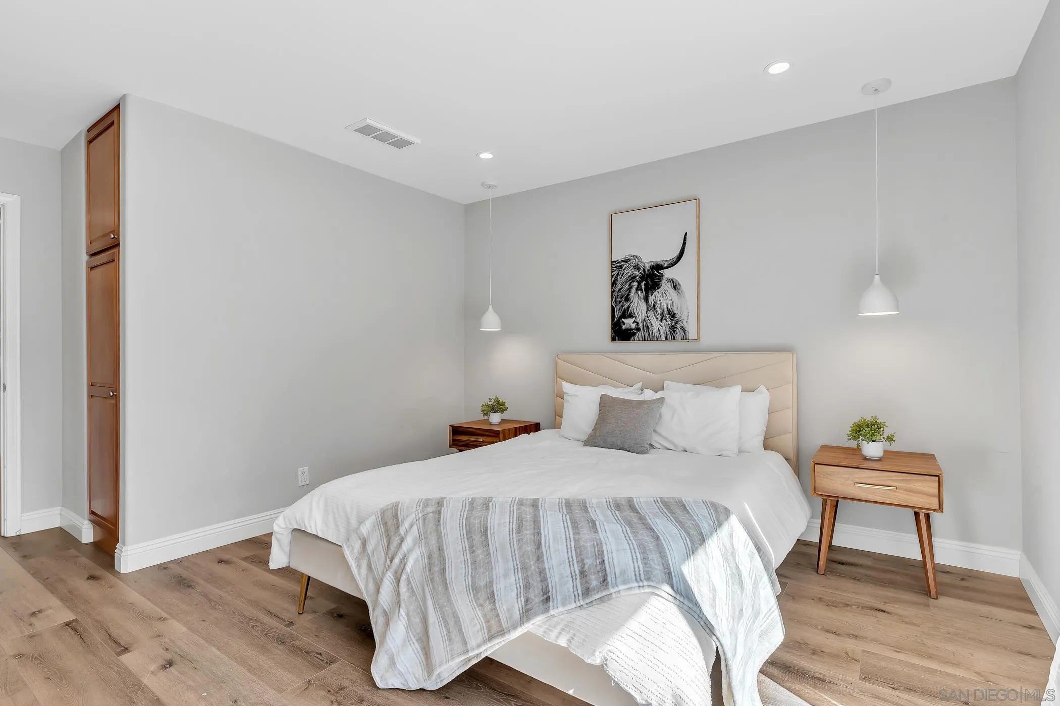 https://cdn.realtyfeed.com/cdn/127/250037409/bdc4fffd4ef42b0d4ed210d7bd870853.webp