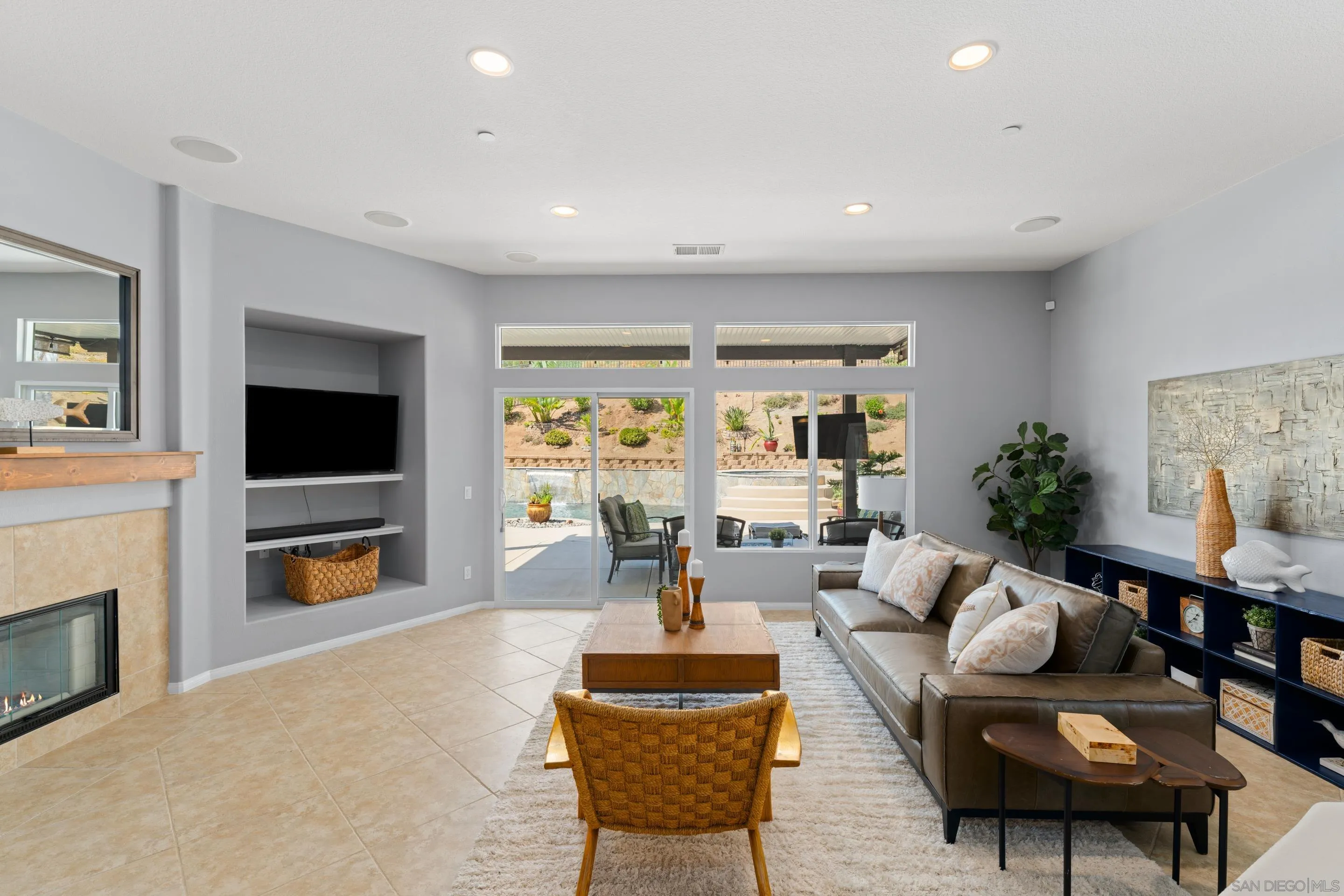 https://cdn.realtyfeed.com/cdn/127/250037411/5044426c995337ef6af7279382b40f5f.webp