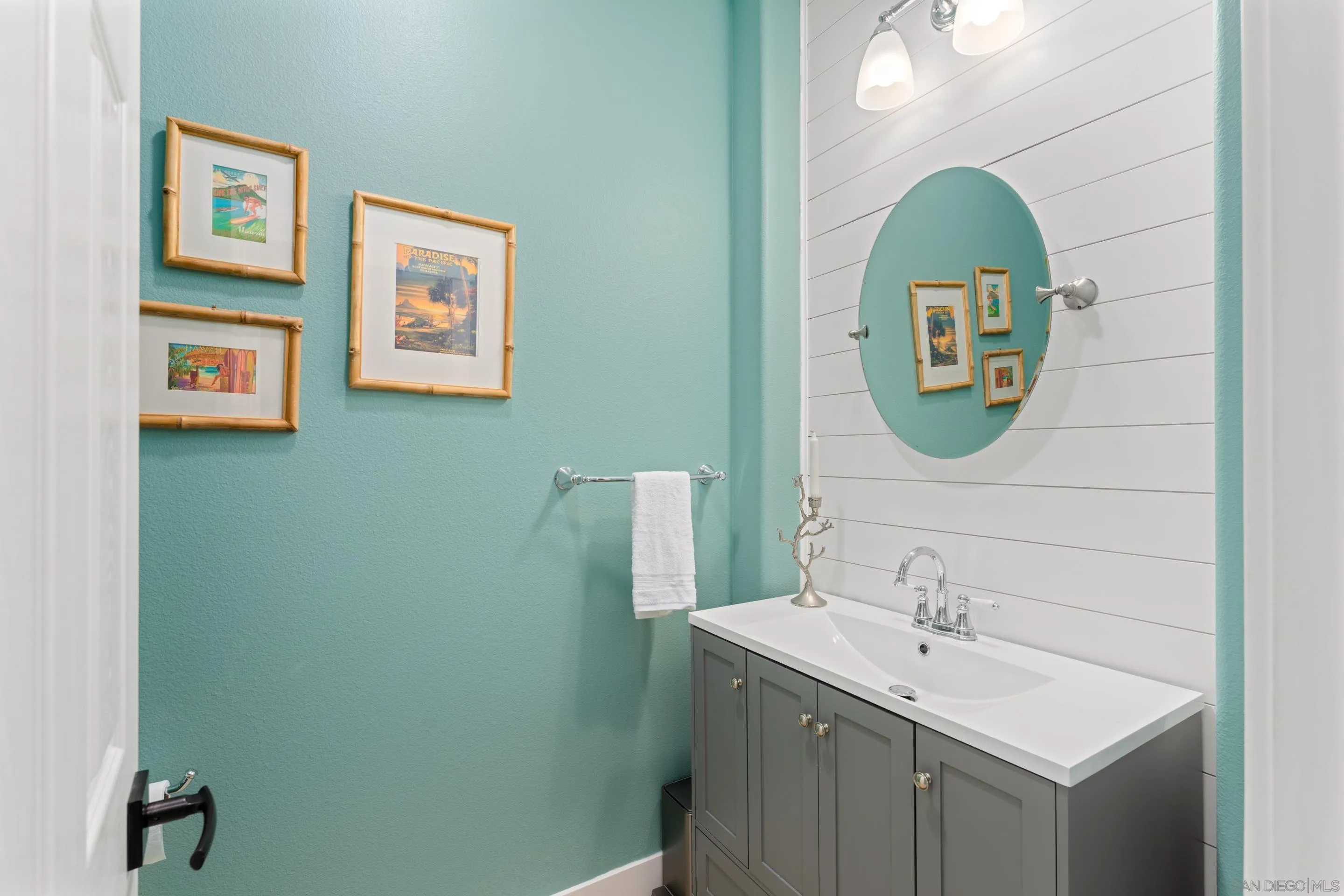 https://cdn.realtyfeed.com/cdn/127/250037411/c980854e89715773e282b7a6e7908ae5.webp