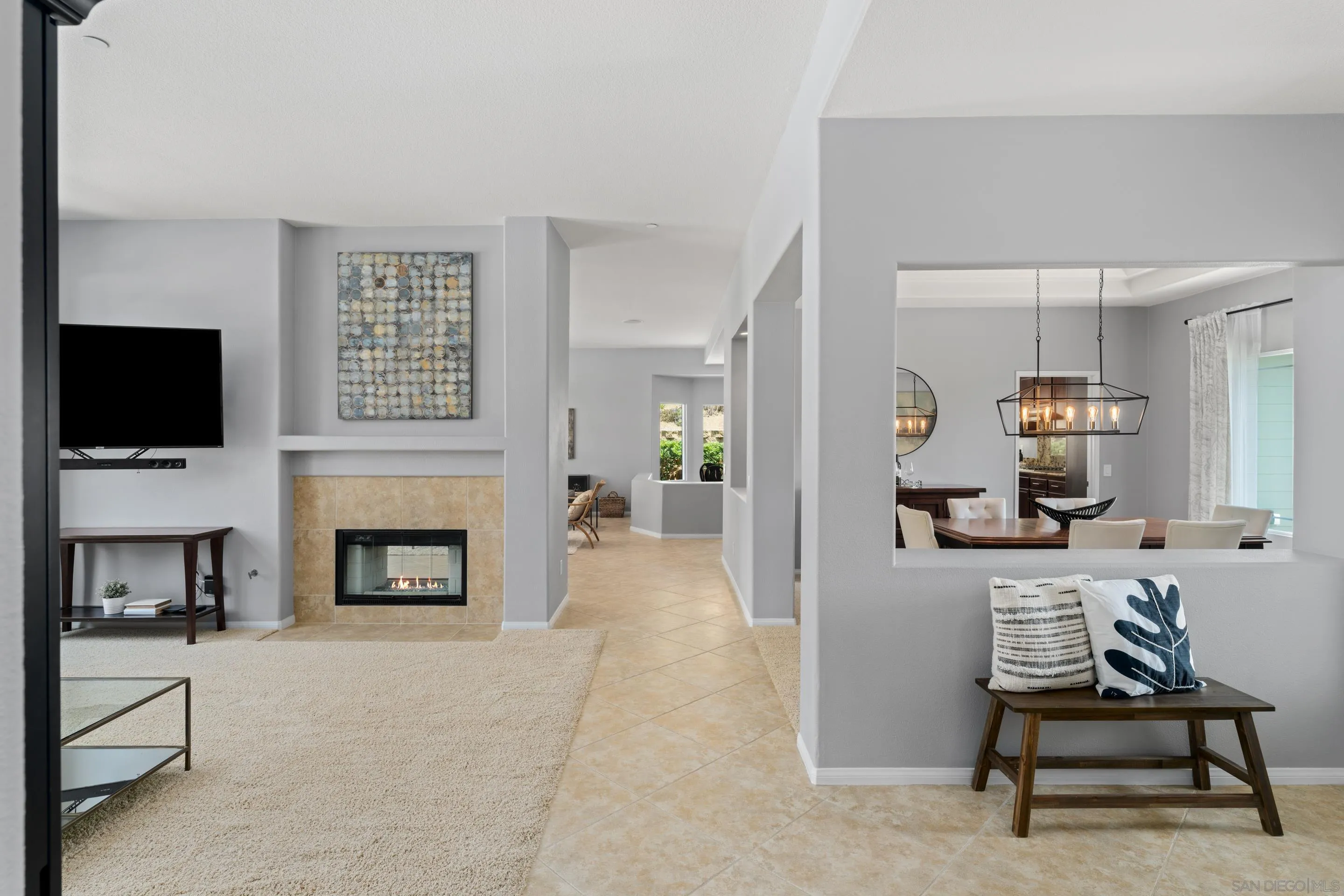 https://cdn.realtyfeed.com/cdn/127/250037411/d3da29cd5cd59d2392cfe5a20f616bcf.webp