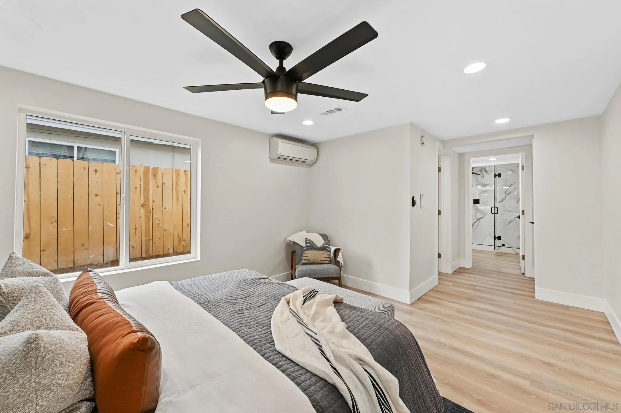 https://cdn.realtyfeed.com/cdn/127/250037412/37a7a3ba3a365d2619e7dc85513d2673.webp