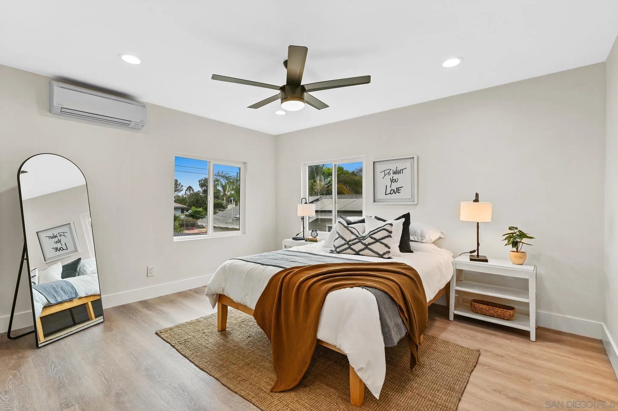 https://cdn.realtyfeed.com/cdn/127/250037412/82bae6a0a45c7322e3d62a61f7f6e579.webp