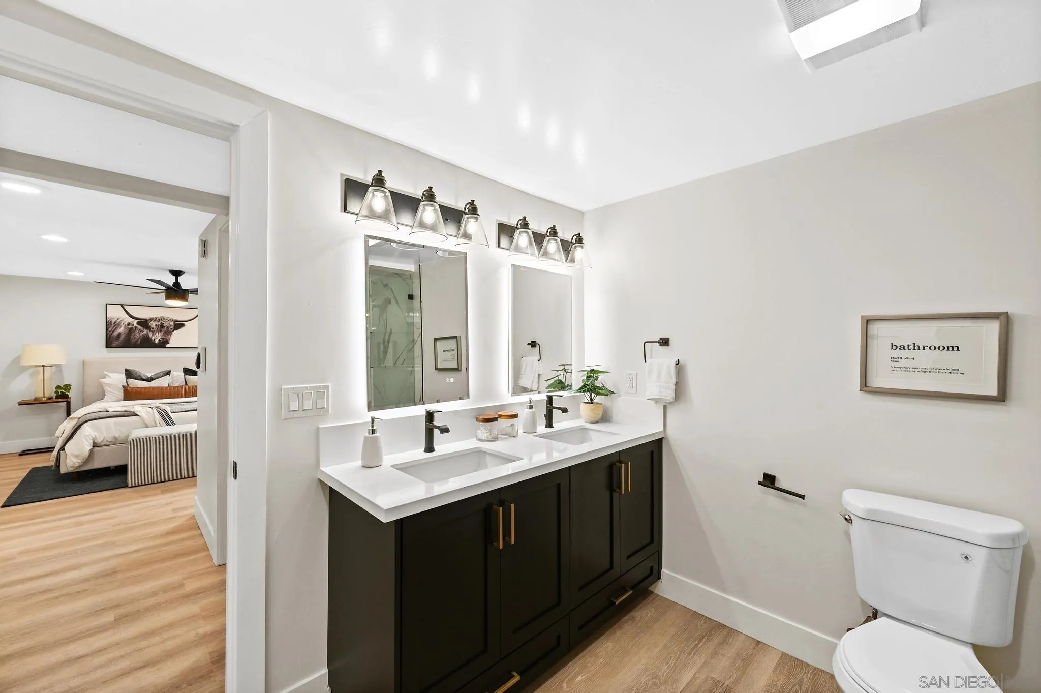 https://cdn.realtyfeed.com/cdn/127/250037412/9c5d8b17ac9215b70a40454b908ac382.webp