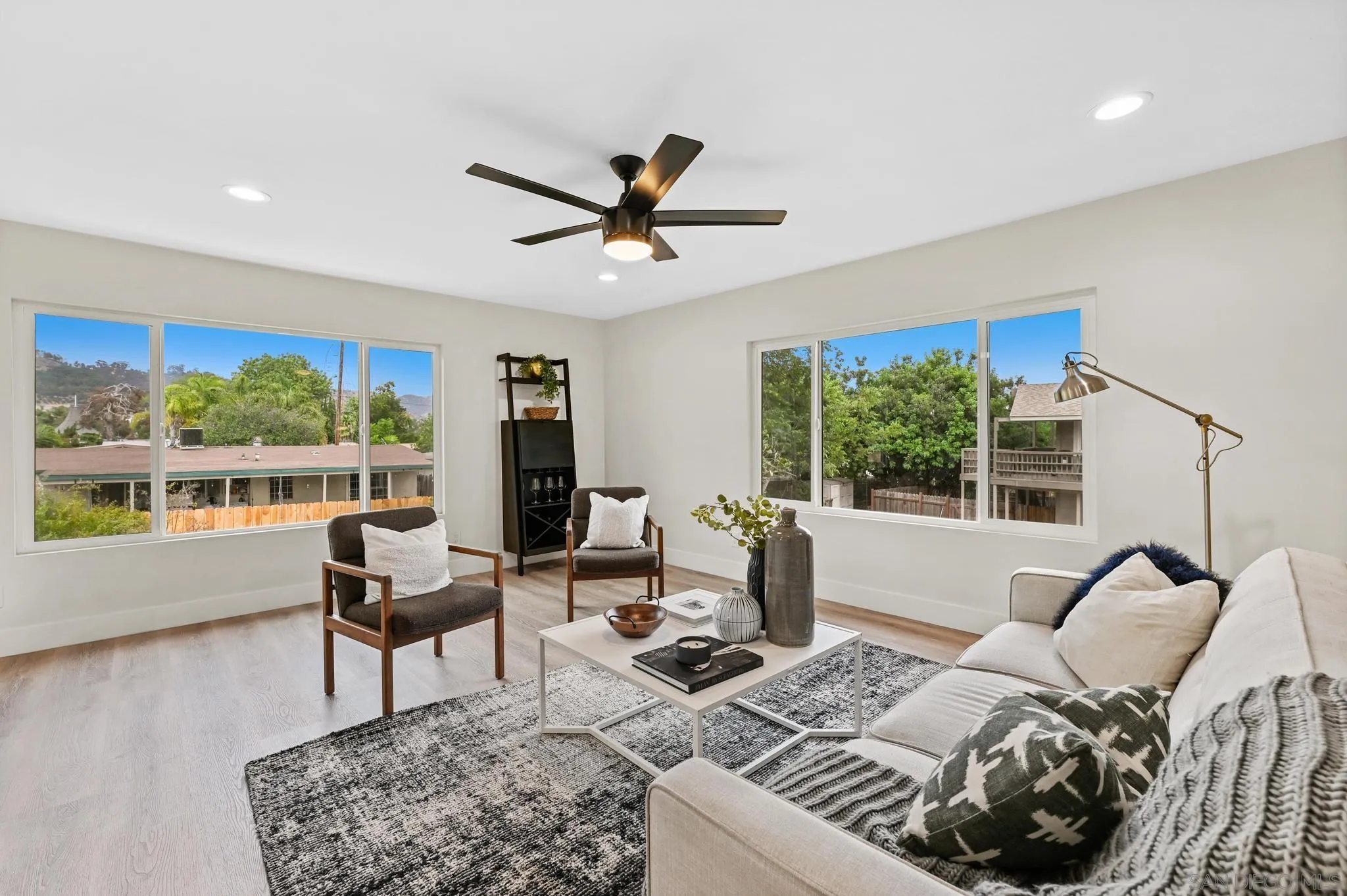 https://cdn.realtyfeed.com/cdn/127/250037412/a849d7dd18808d26335abe5c9373e86d.webp