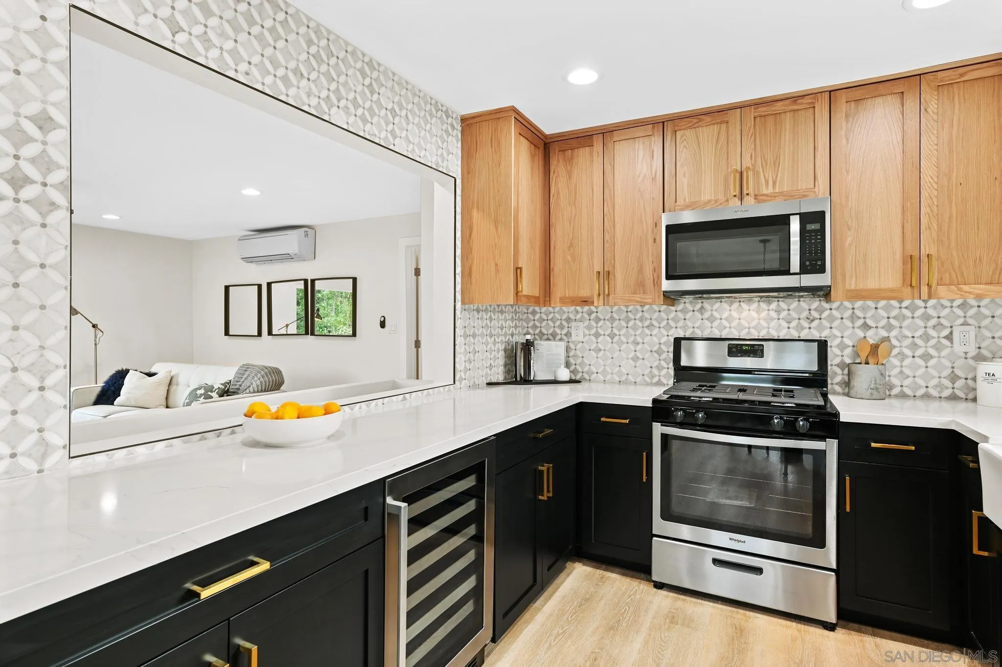 https://cdn.realtyfeed.com/cdn/127/250037412/e3333cb8a85a02cafccc96b04ee78460.webp