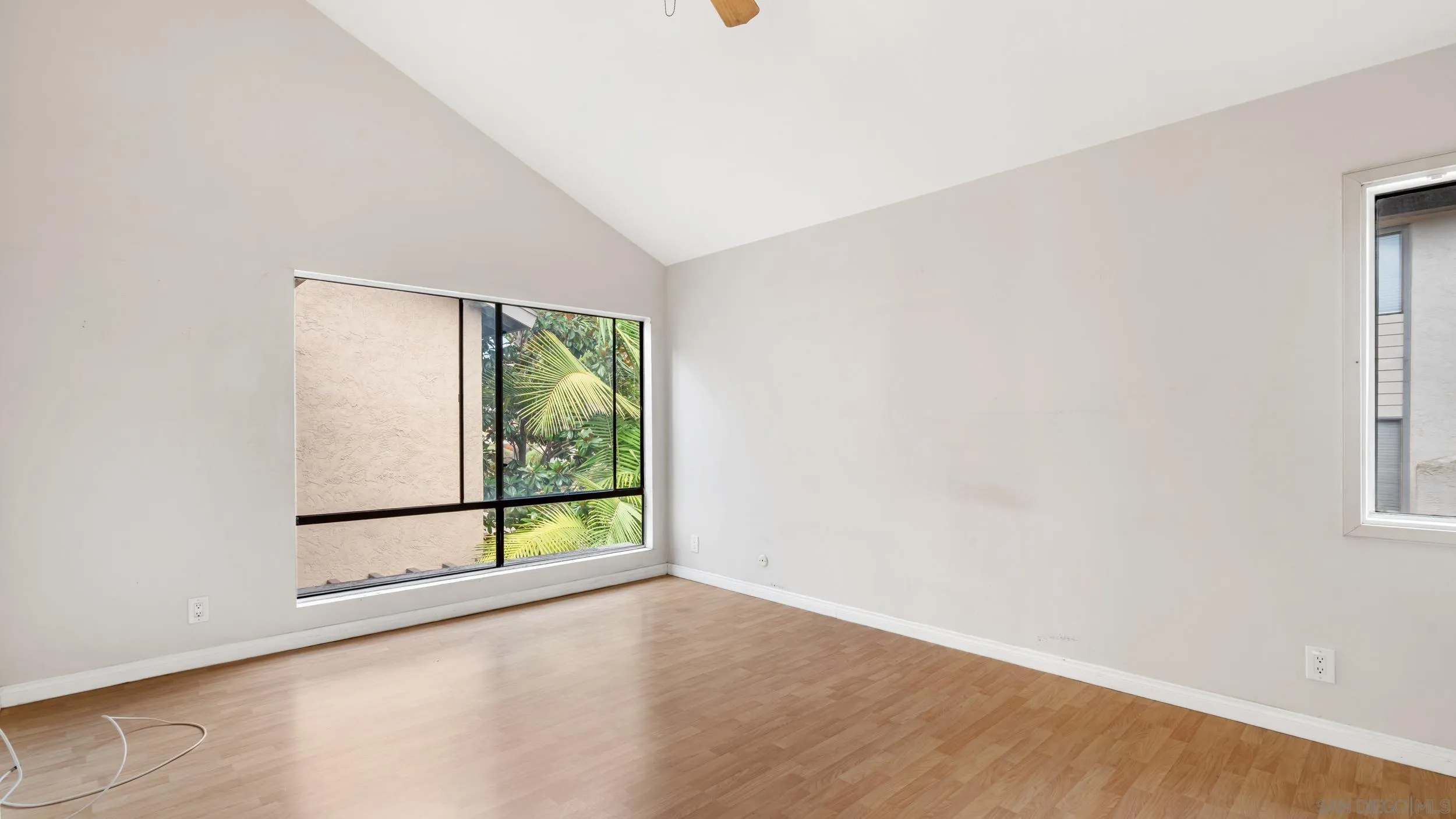 https://cdn.realtyfeed.com/cdn/127/250037414/2a2bb89fa7626b82b3d309526818964f.webp