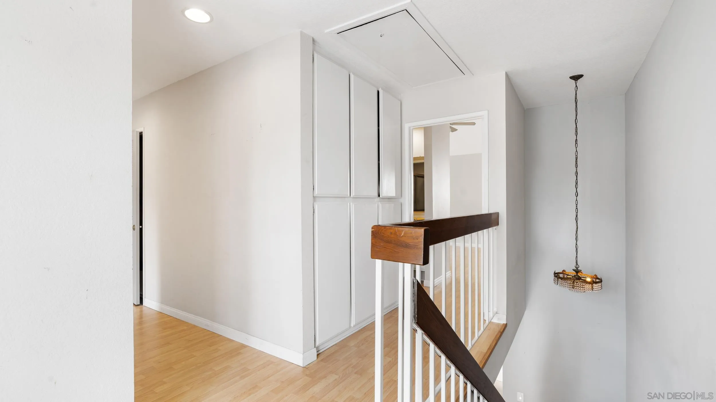 https://cdn.realtyfeed.com/cdn/127/250037414/49c132efc1ea60e718ddc9a0c32f7616.webp
