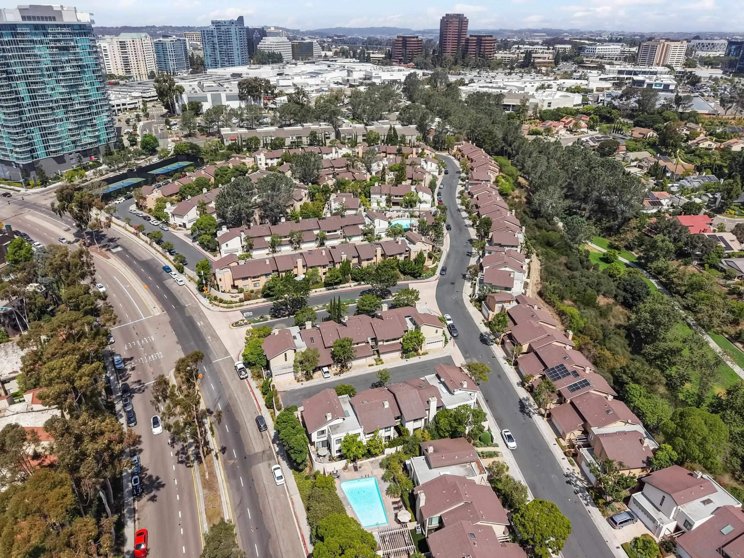 https://cdn.realtyfeed.com/cdn/127/250037414/c08b97387e1a9767addab90eb6e8ac2b.webp