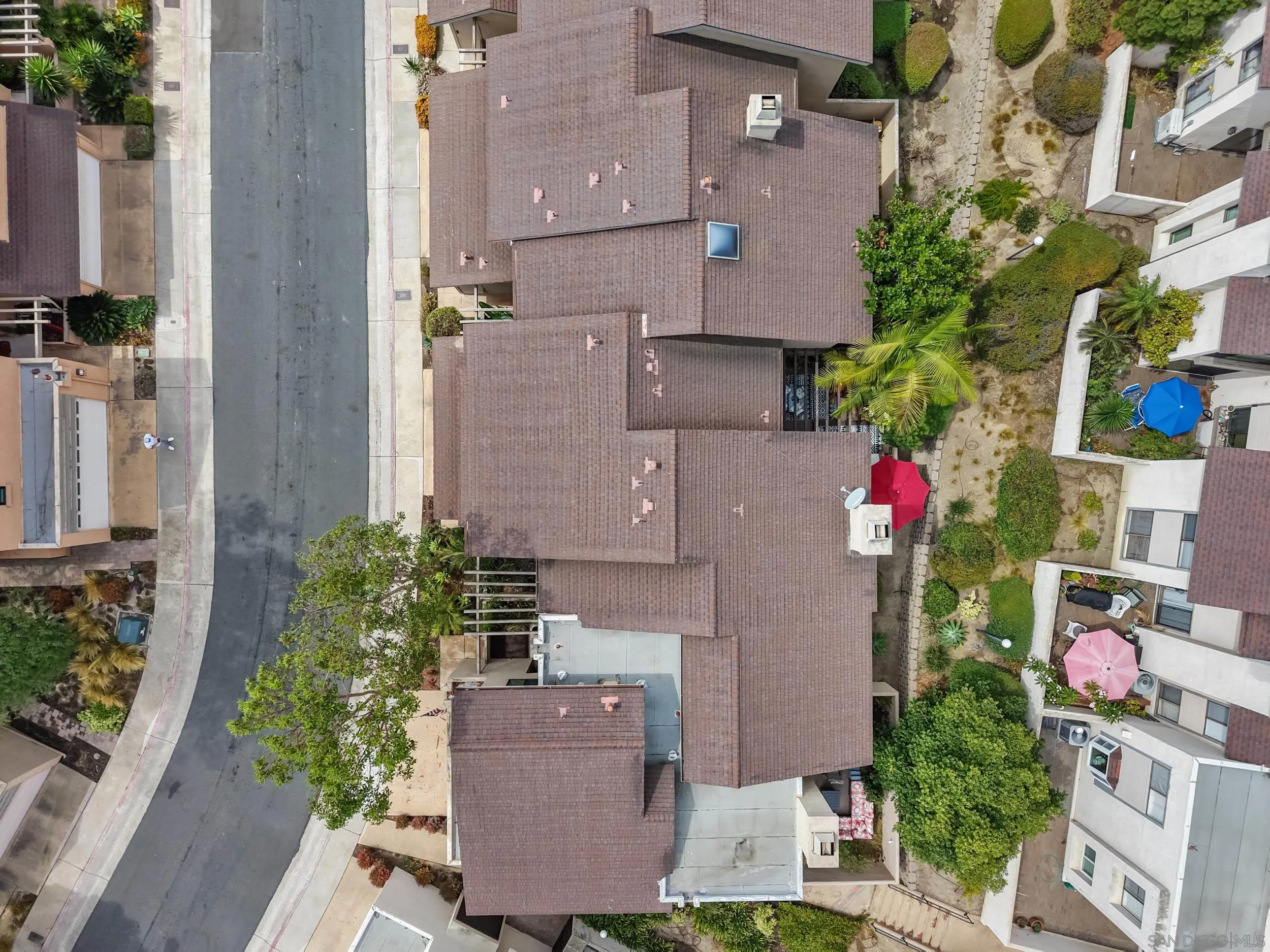 https://cdn.realtyfeed.com/cdn/127/250037414/dd753db6c10ffe807e23a1b0fa516cb4.webp
