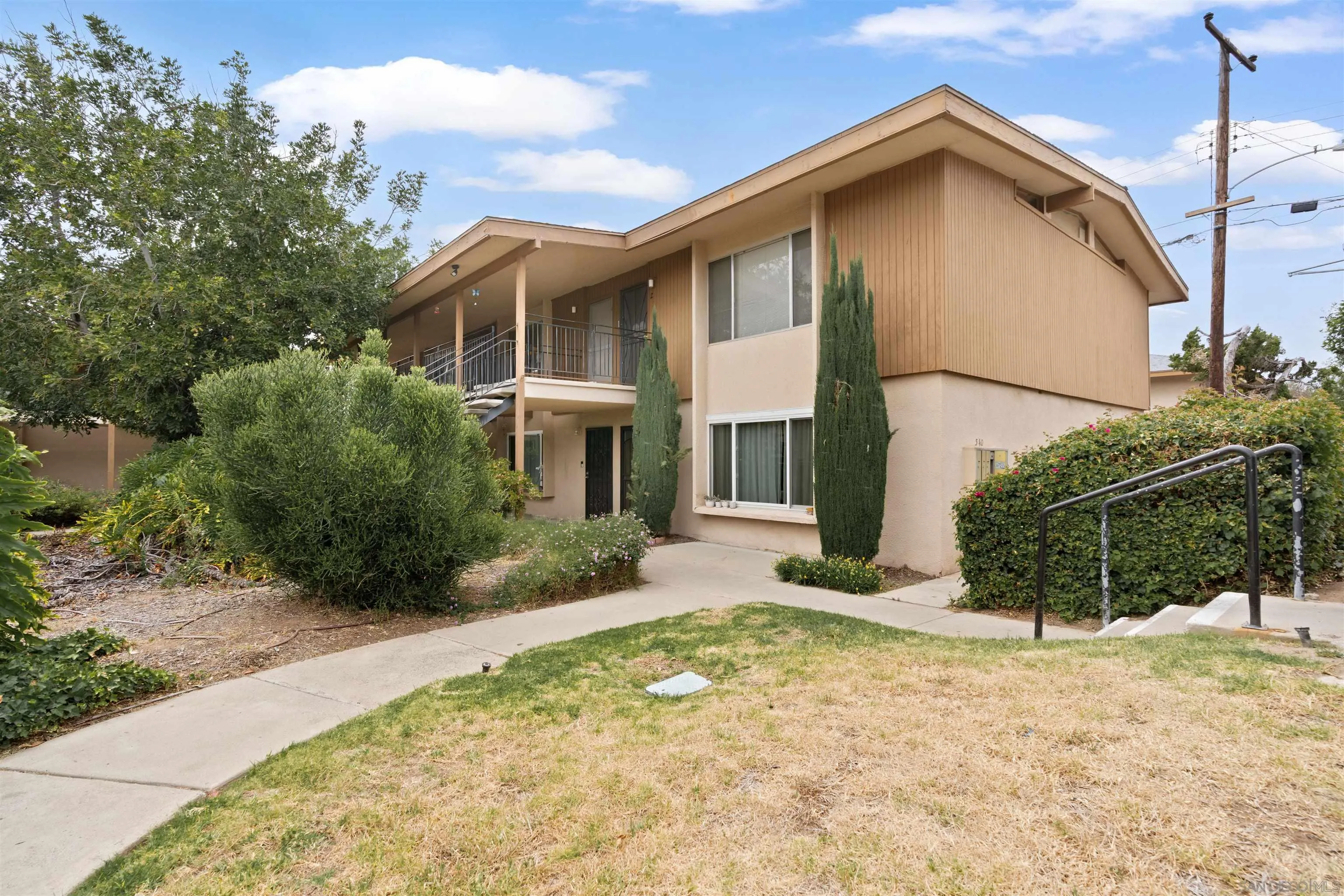 https://cdn.realtyfeed.com/cdn/127/250037415/7f5d1b5d0c0ee76bbc9205fa2722c0c1.webp