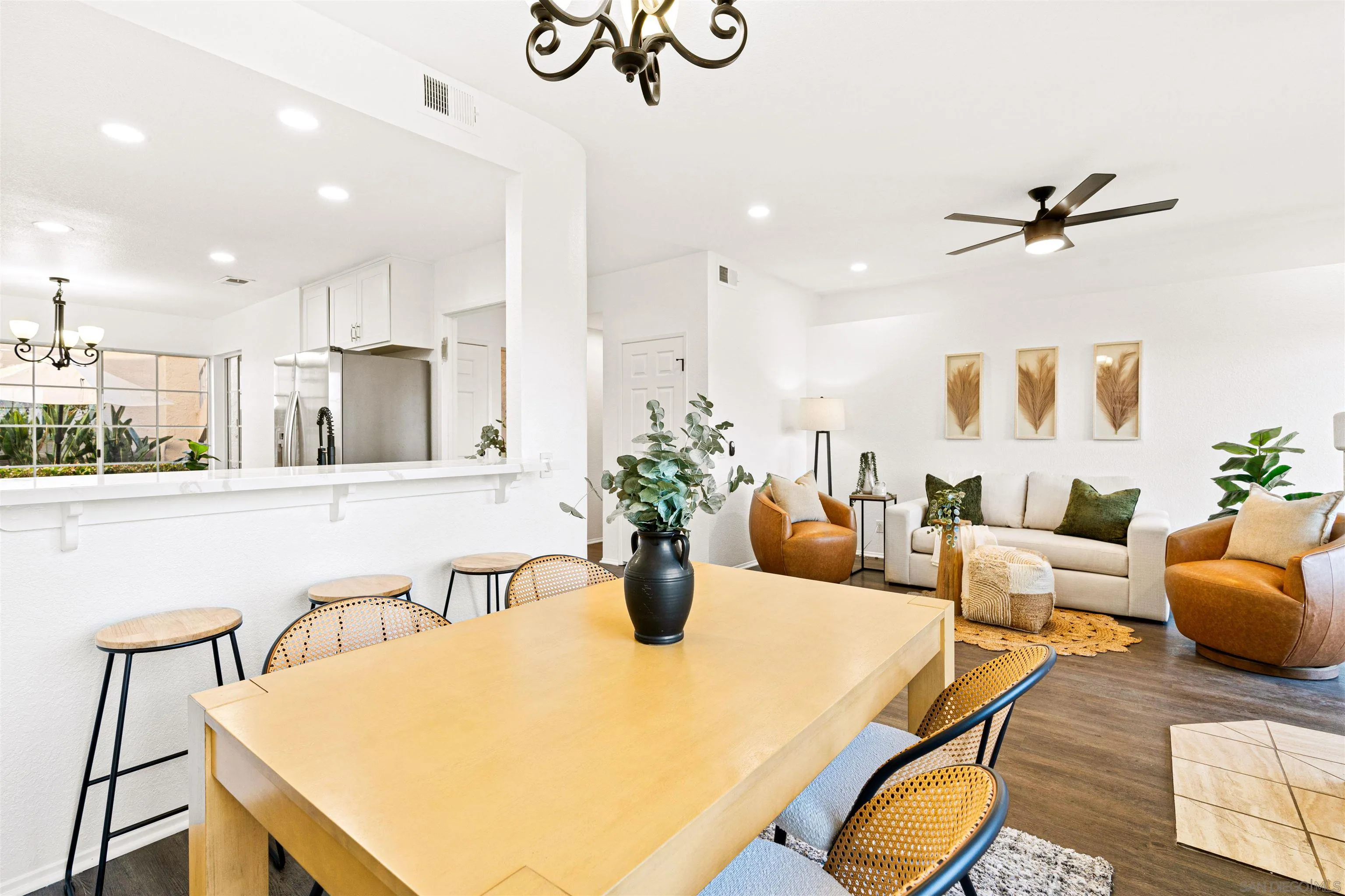 https://cdn.realtyfeed.com/cdn/127/250037421/354f9e0c2c261a26e49c9ce3be3e781e.webp