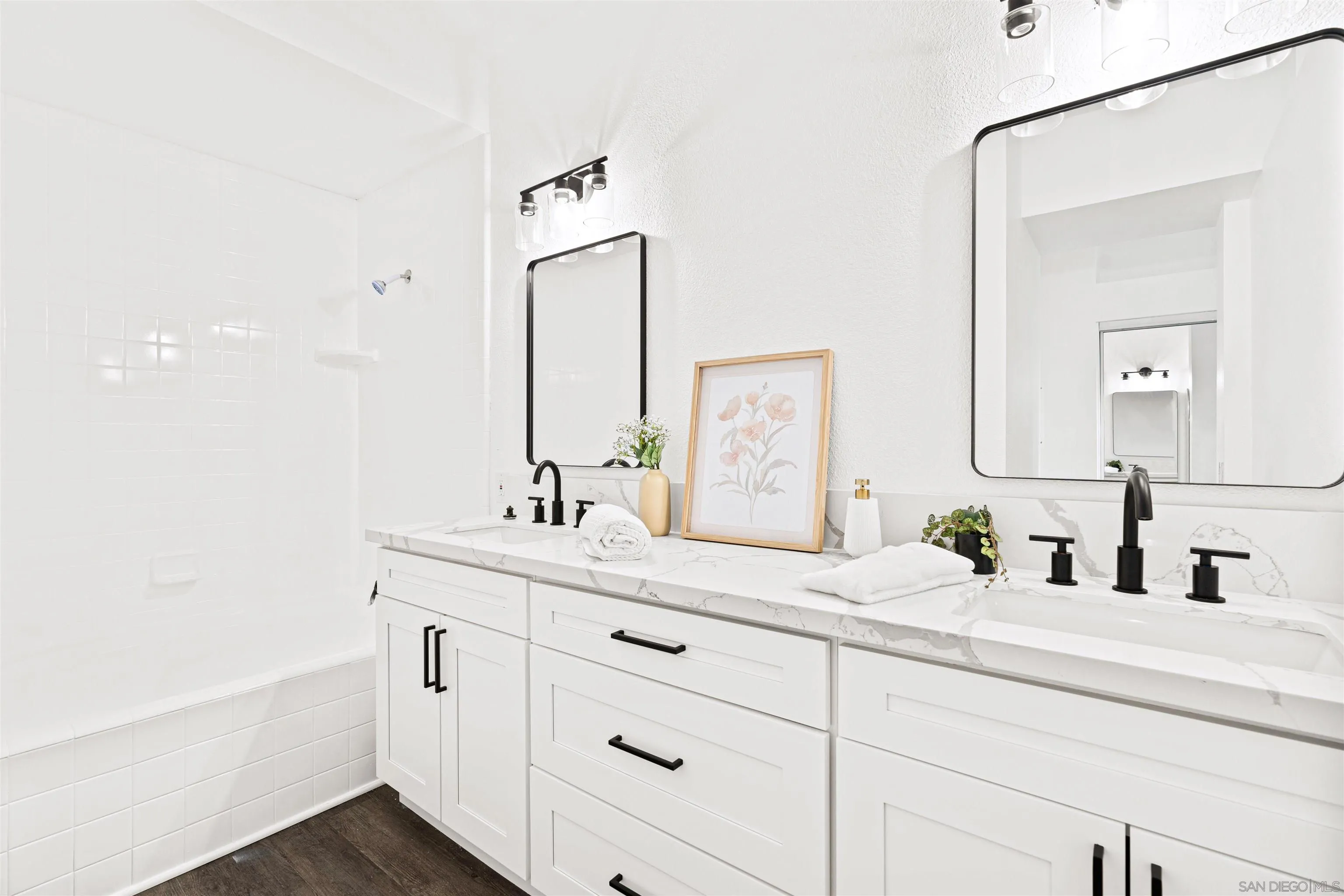 https://cdn.realtyfeed.com/cdn/127/250037421/3bebef7a0da8eb4f17a083bf348d4c3b.webp