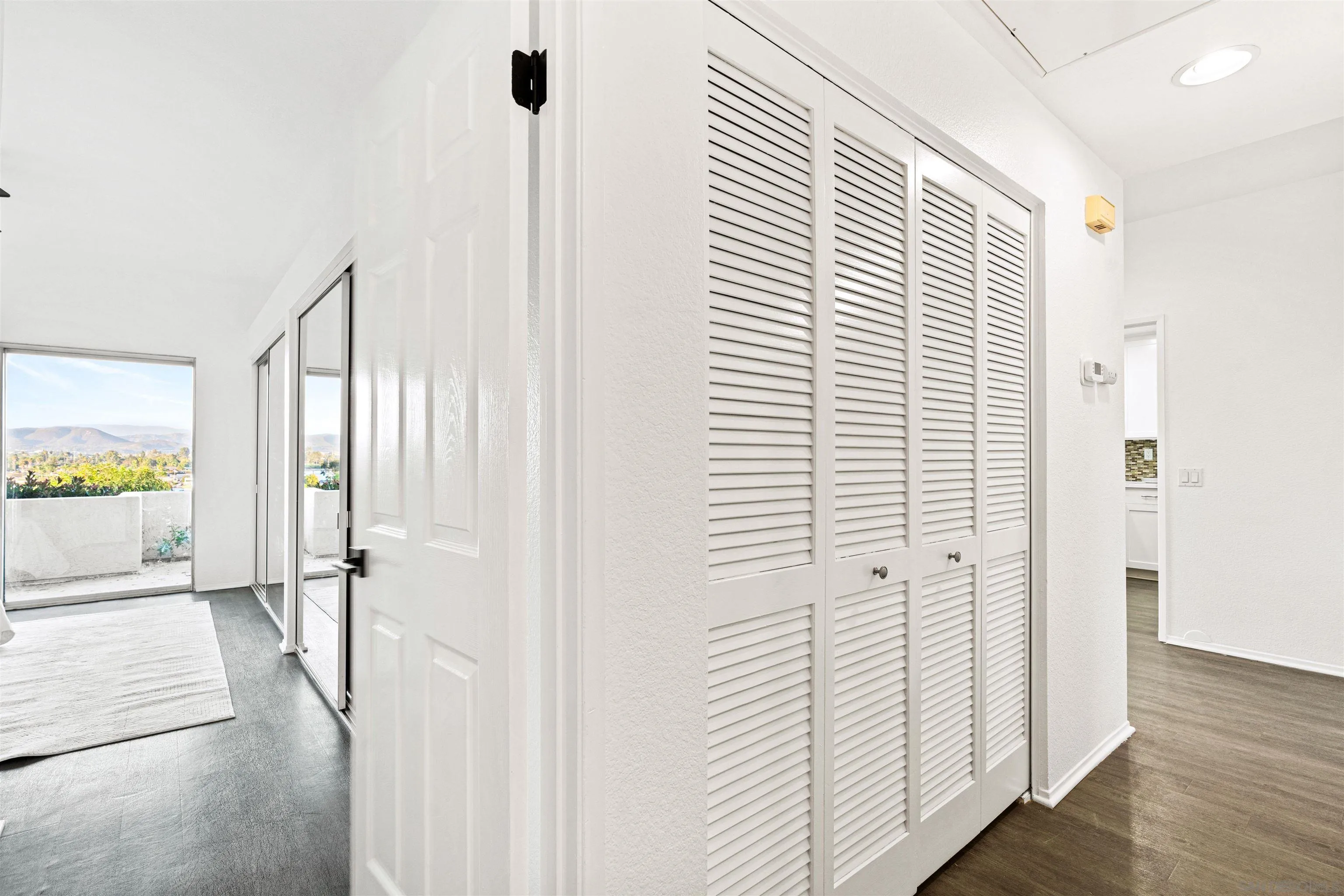 https://cdn.realtyfeed.com/cdn/127/250037421/3ccf4c78b5d9924a7a37448d1c85ac37.webp