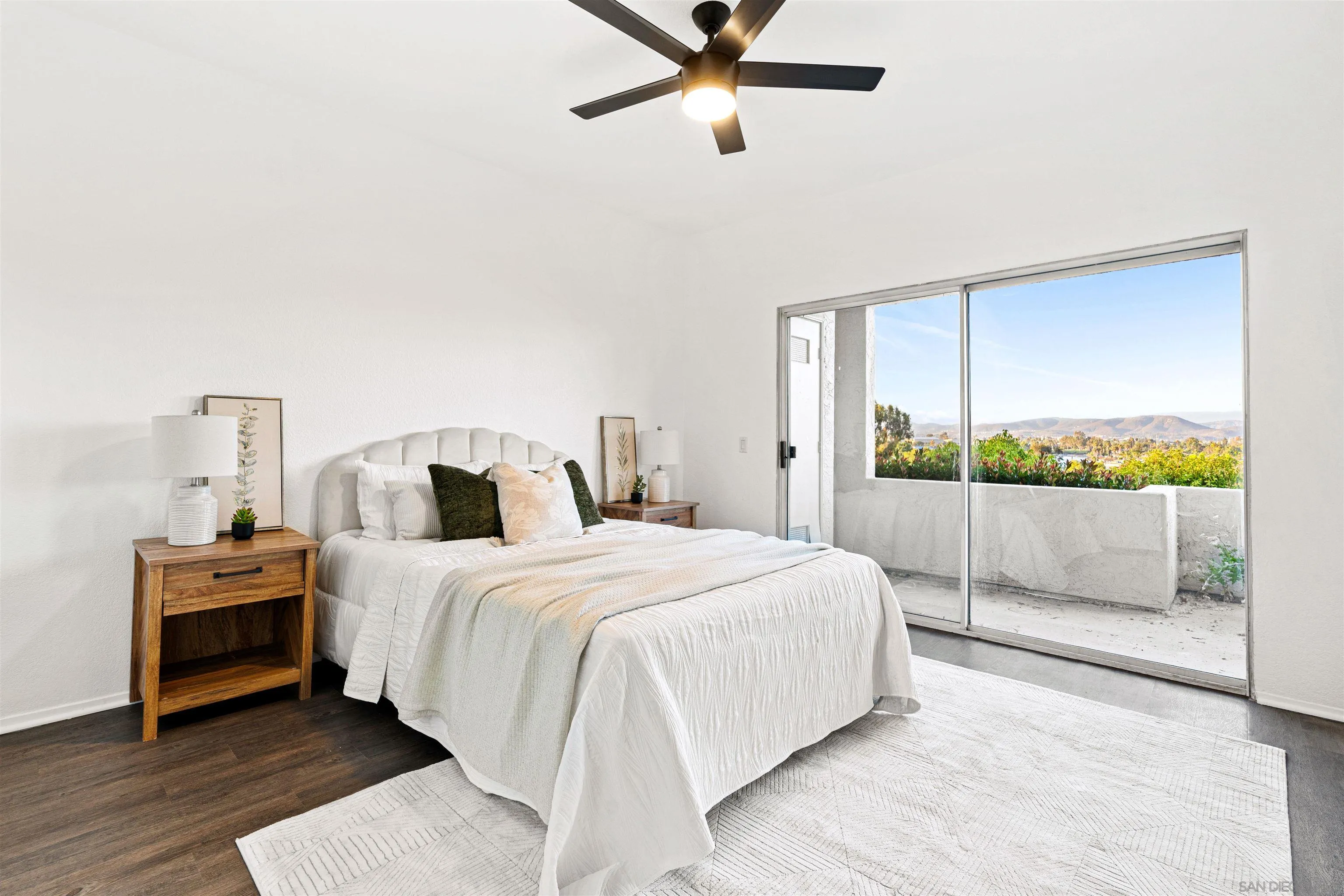 https://cdn.realtyfeed.com/cdn/127/250037421/d832d1b5e60c90c9f236b23e2ed81c45.webp