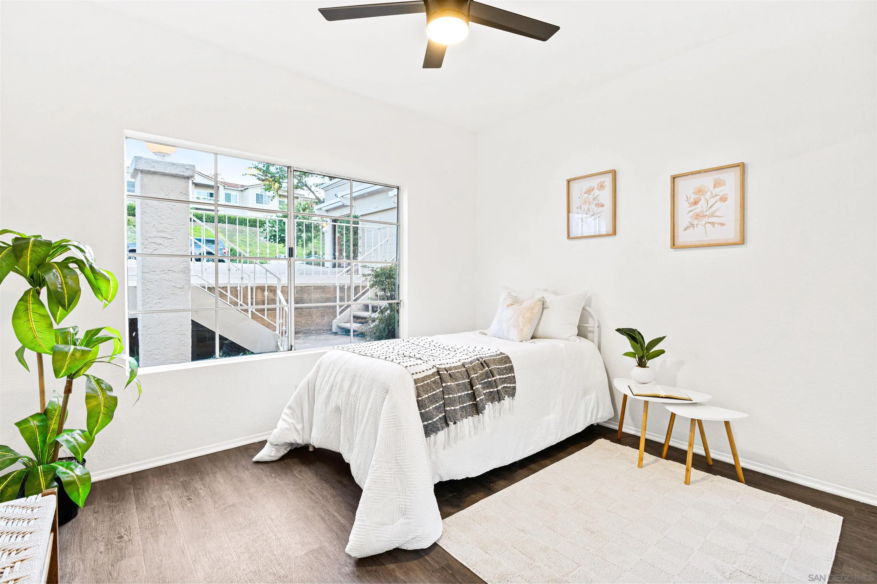https://cdn.realtyfeed.com/cdn/127/250037421/ec9d47dd1147b0bd8e43855052107bb6.webp