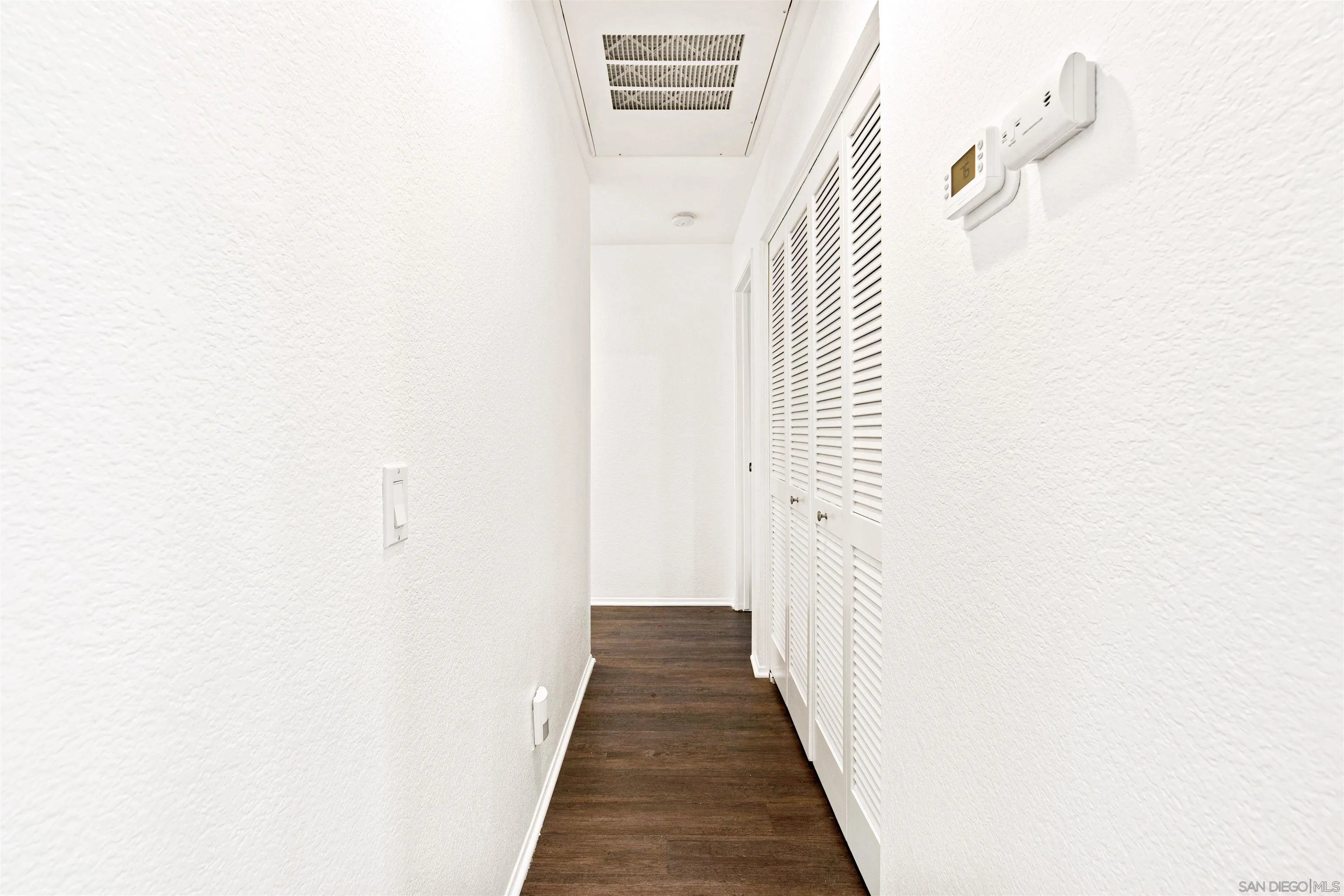 https://cdn.realtyfeed.com/cdn/127/250037421/fbcfb3a0dc5aa0ca98c242a7ceafcf67.webp