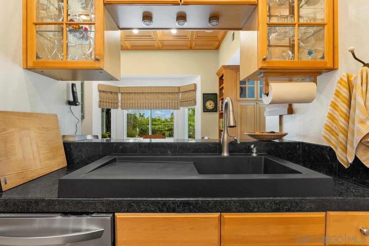 https://cdn.realtyfeed.com/cdn/127/250037423/2a83873fffeeea9845c790dac42a07d4.webp
