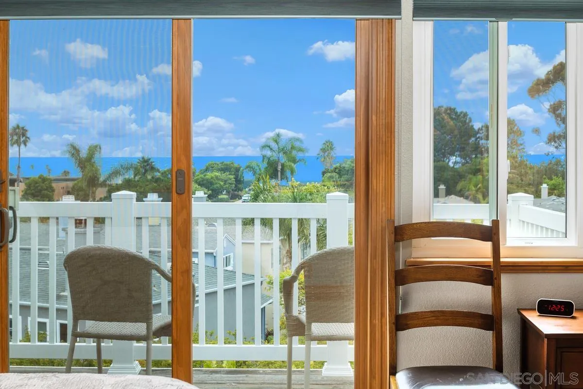 https://cdn.realtyfeed.com/cdn/127/250037423/e11611b67ad982fbe6def004284cea29.webp