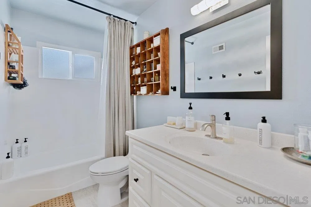 https://cdn.realtyfeed.com/cdn/127/250037424/3b3fd72b17e2e45840b37e5f03937280.webp
