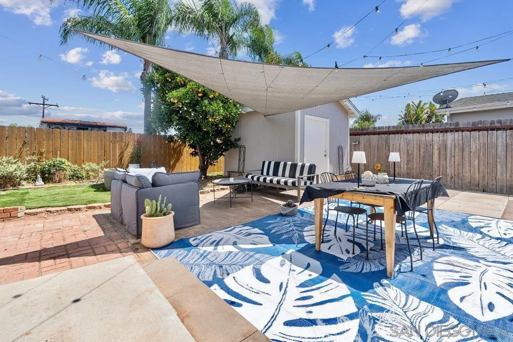 https://cdn.realtyfeed.com/cdn/127/250037424/66789481d27f6e7d7dda1e2e50c374b7.webp