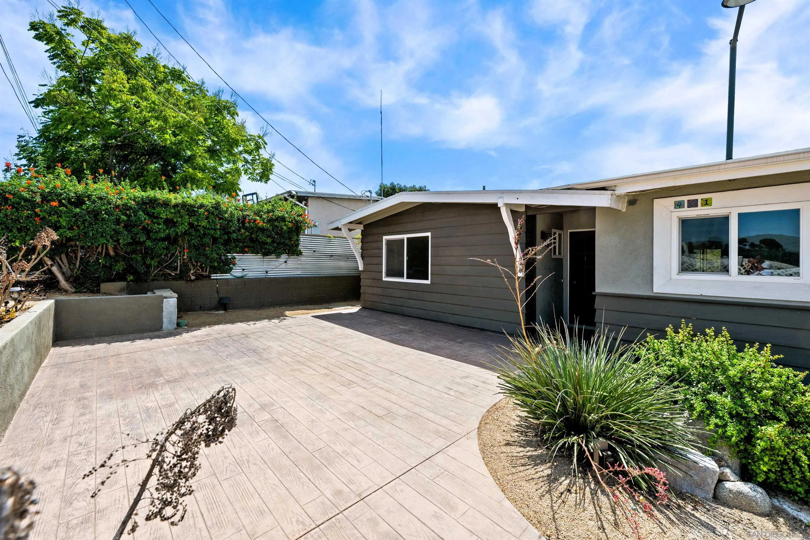 https://cdn.realtyfeed.com/cdn/127/250037429/3a90d6410f3ee6eef1ba87c60aeca3d8.webp