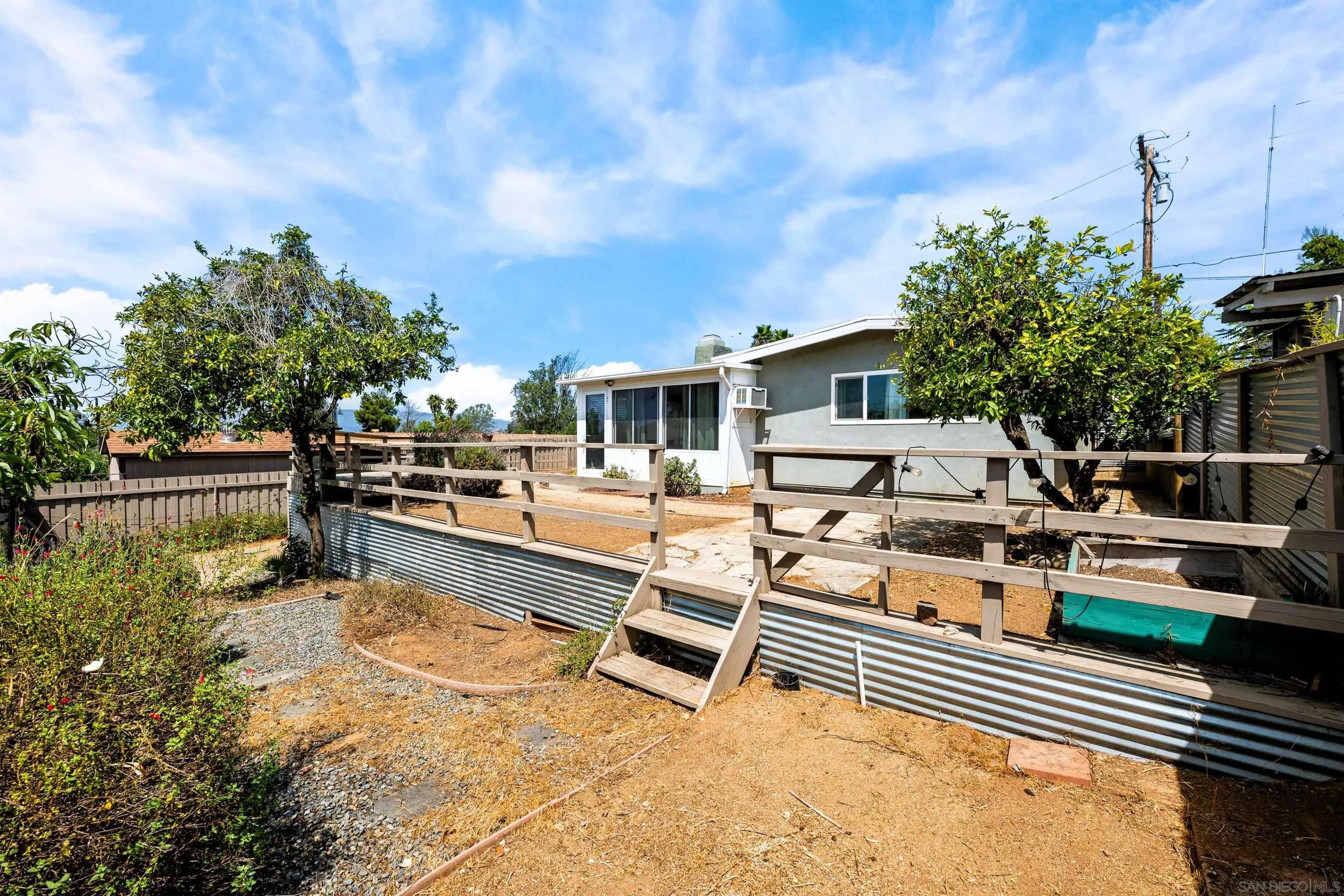 https://cdn.realtyfeed.com/cdn/127/250037429/57ca319b75fdf318f37b85dff81987c5.webp