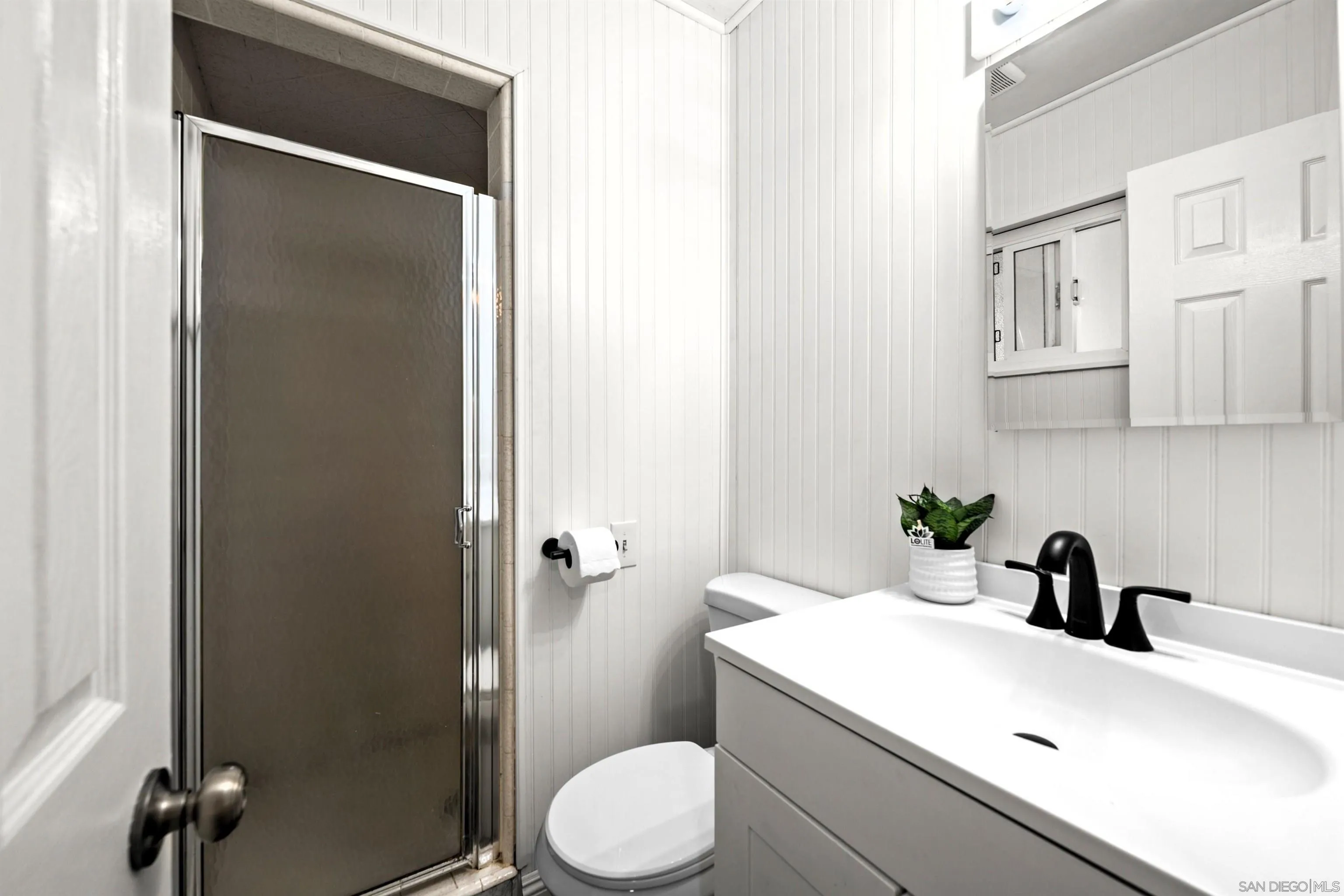 https://cdn.realtyfeed.com/cdn/127/250037429/887d0e74163f7b6bc2331d7e9dacde2c.webp