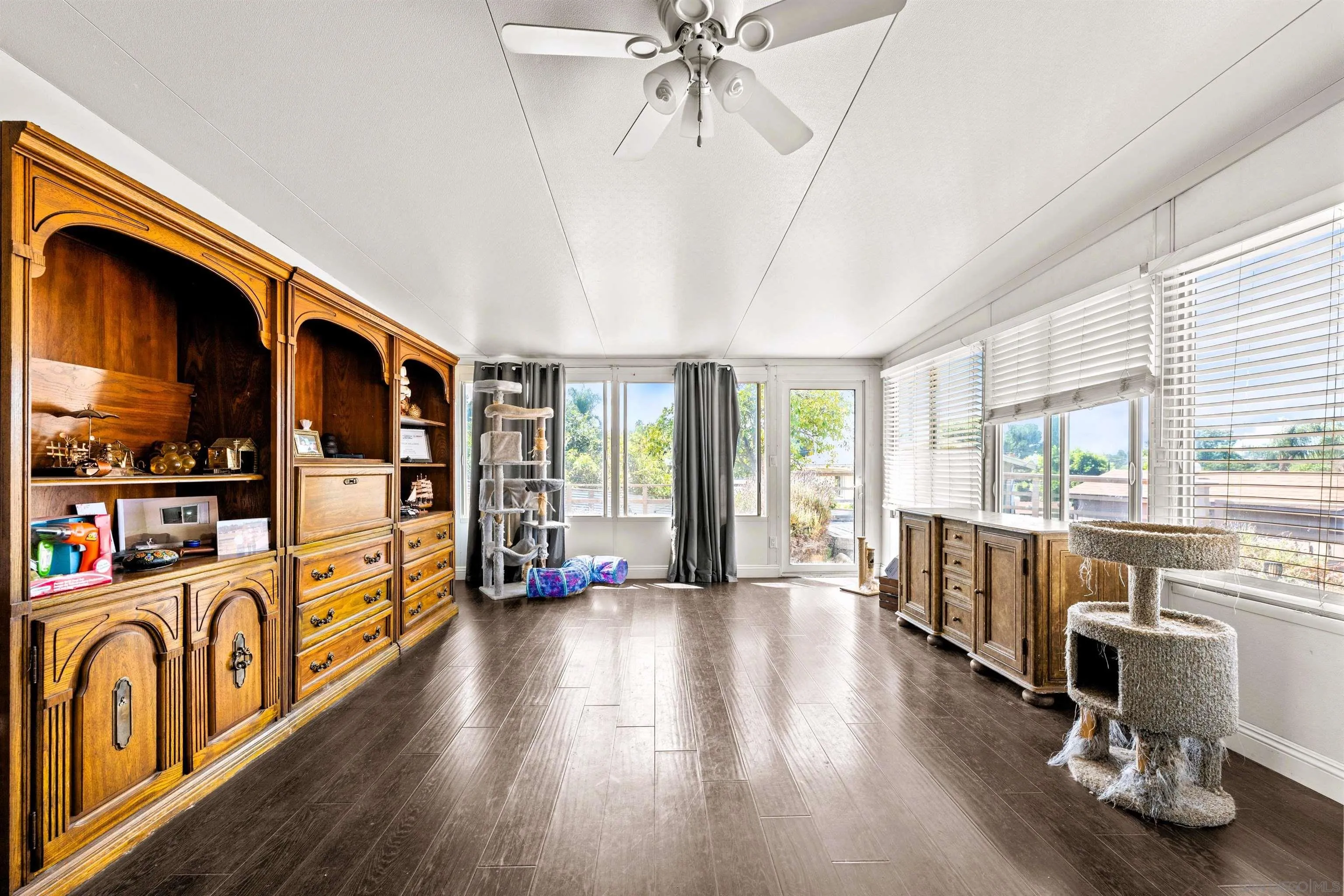https://cdn.realtyfeed.com/cdn/127/250037429/9d8955fd69b9830f48292514bfb25875.webp