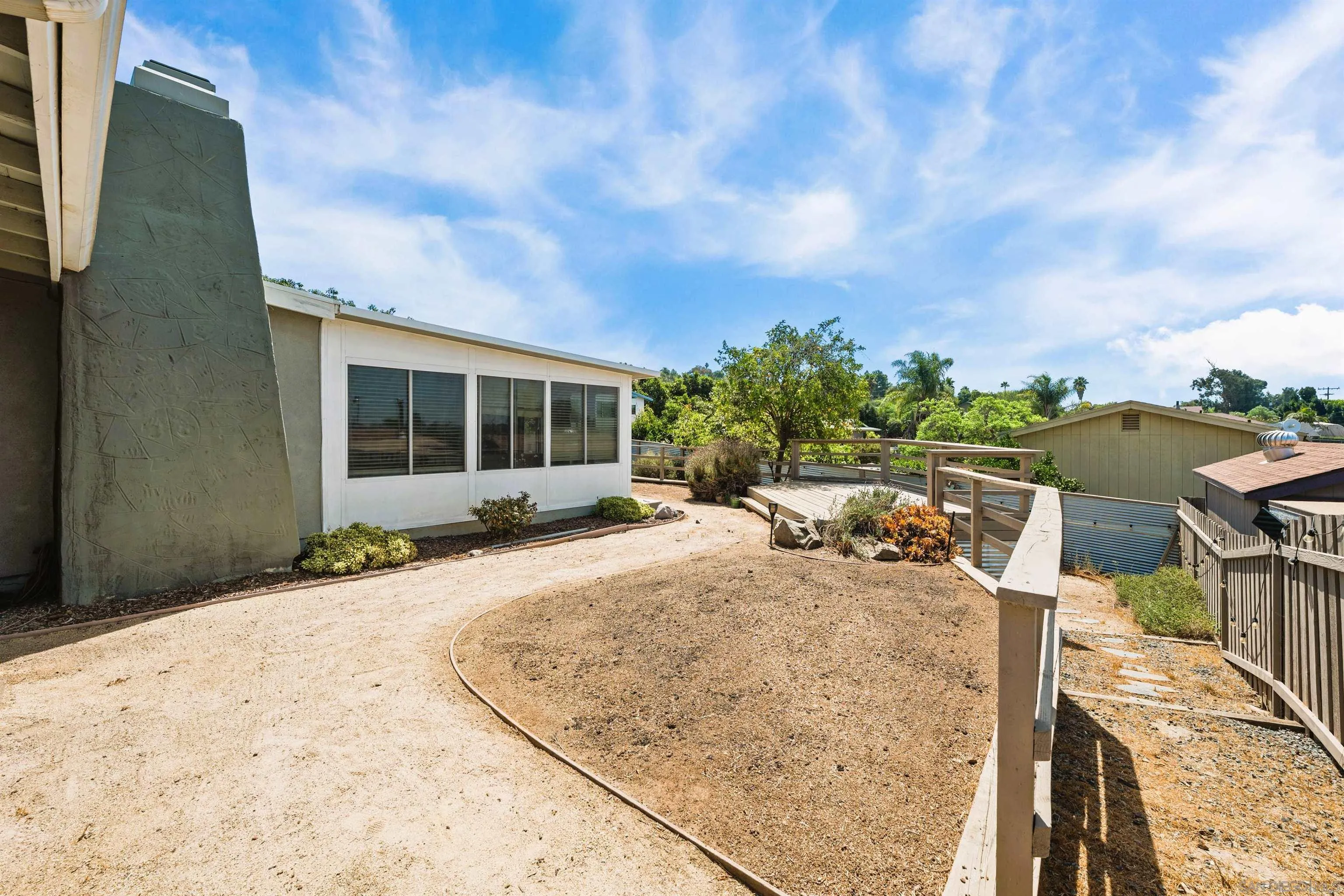https://cdn.realtyfeed.com/cdn/127/250037429/fa6fd2d6768e0bbc6e0b455a0d2f2269.webp