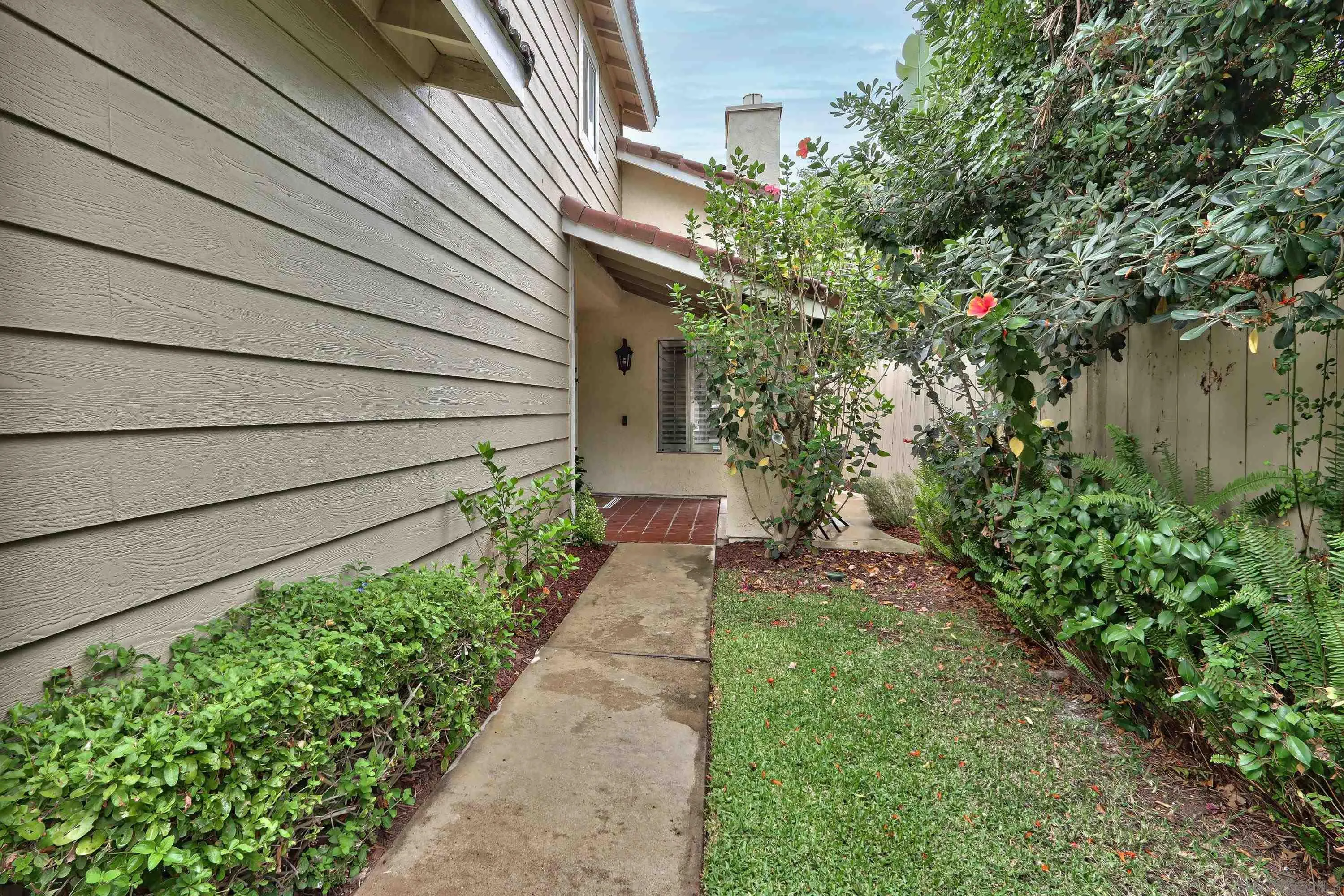 https://cdn.realtyfeed.com/cdn/127/250037431/7be0953cfc3fccd318f2dbee909952d3.webp