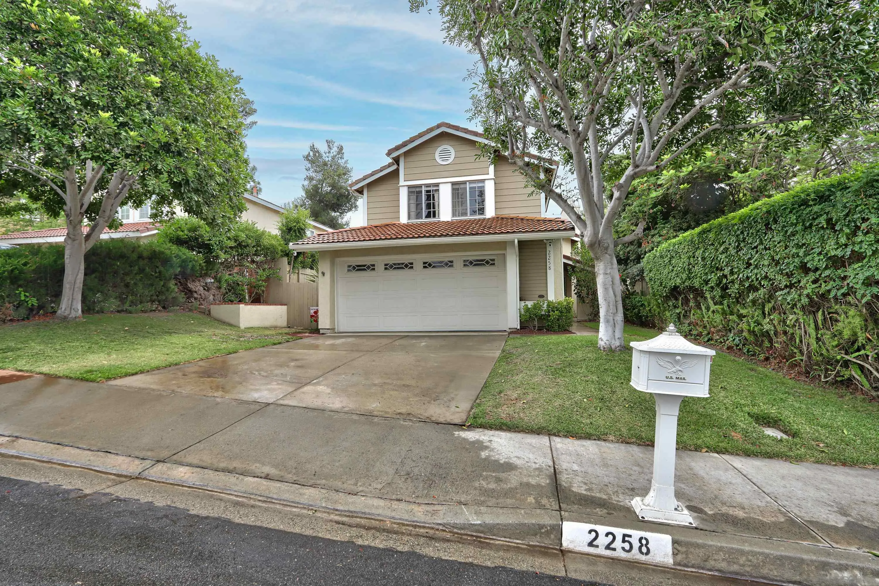 https://cdn.realtyfeed.com/cdn/127/250037431/b1a1147bbe0deb84f05277fbc3ada955.webp