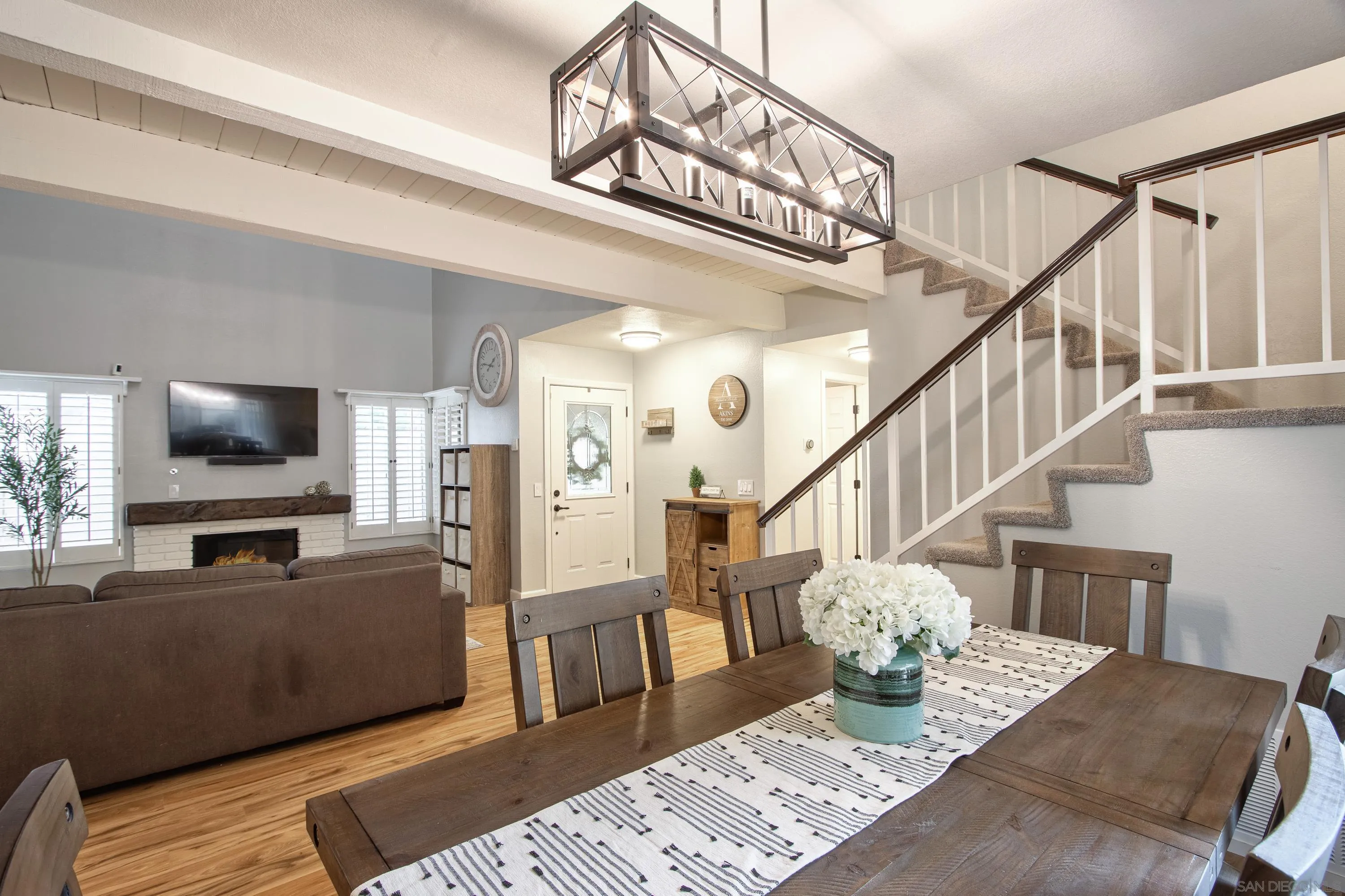 https://cdn.realtyfeed.com/cdn/127/250037431/b76ae6424e40b2fcbccb1c5ba26a227e.webp
