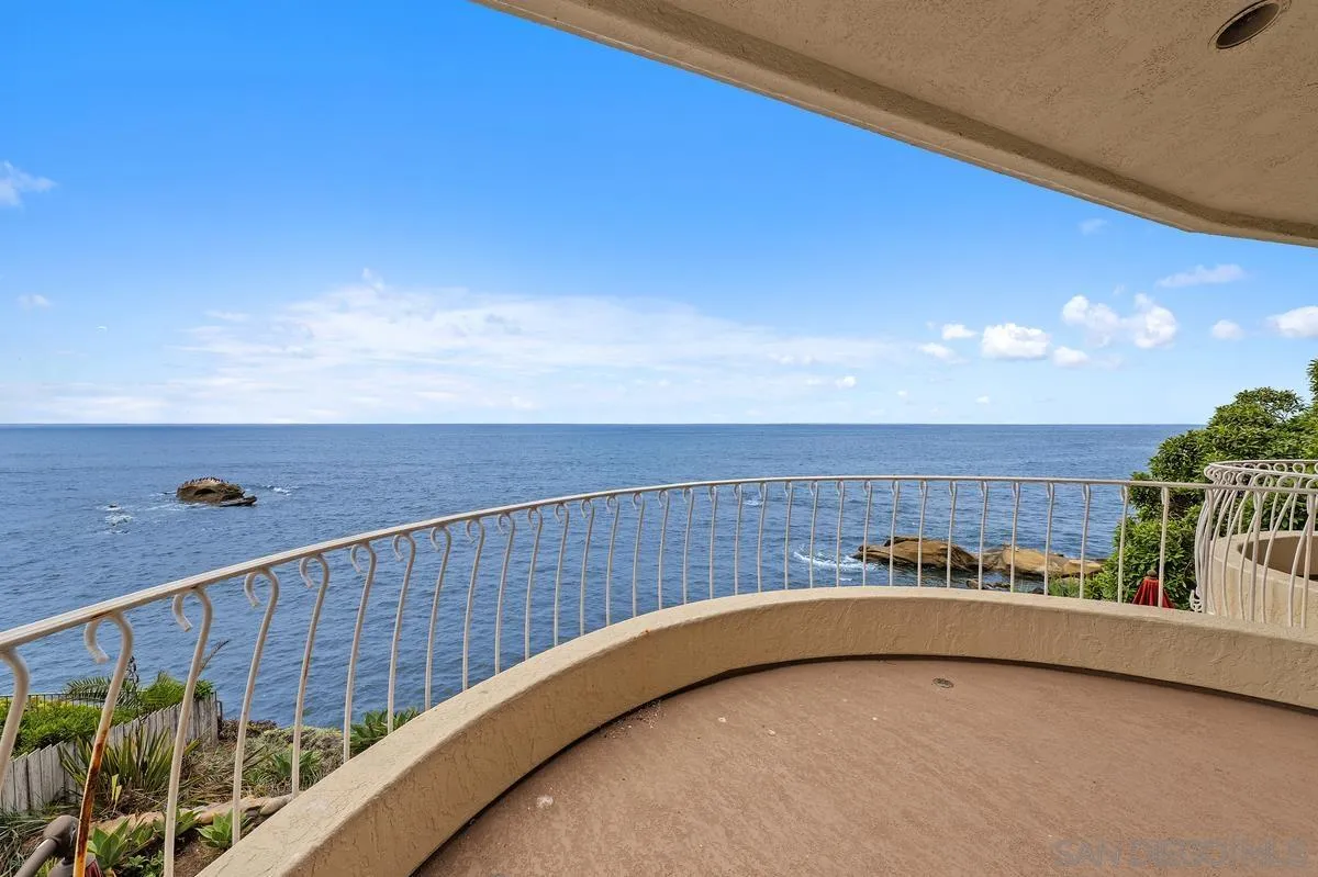 https://cdn.realtyfeed.com/cdn/127/250037432/e5b7c1be11789436ddefe03bf0fe8857.webp