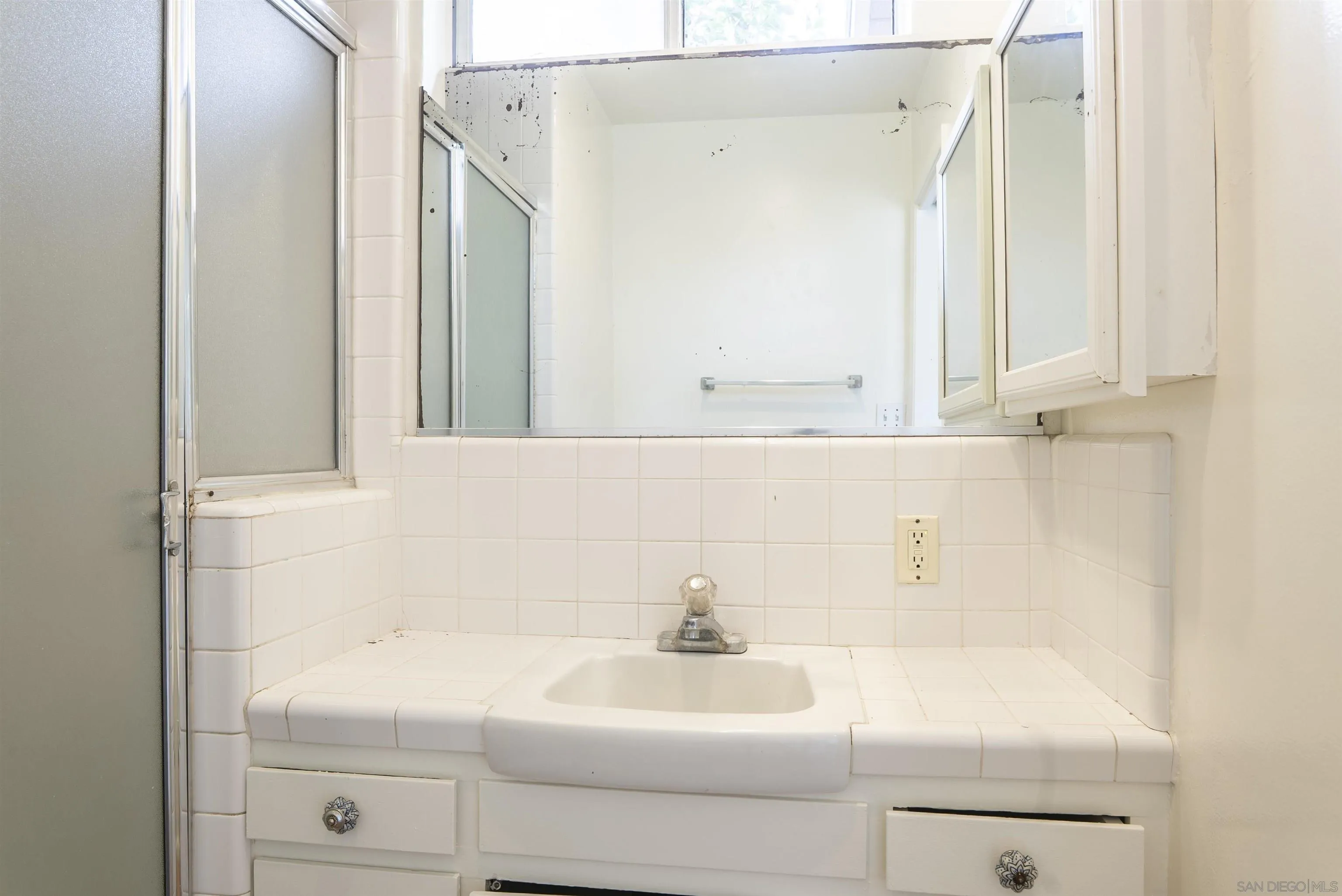 https://cdn.realtyfeed.com/cdn/127/250037434/3052def67cf883dddec9e1697b1e0053.webp