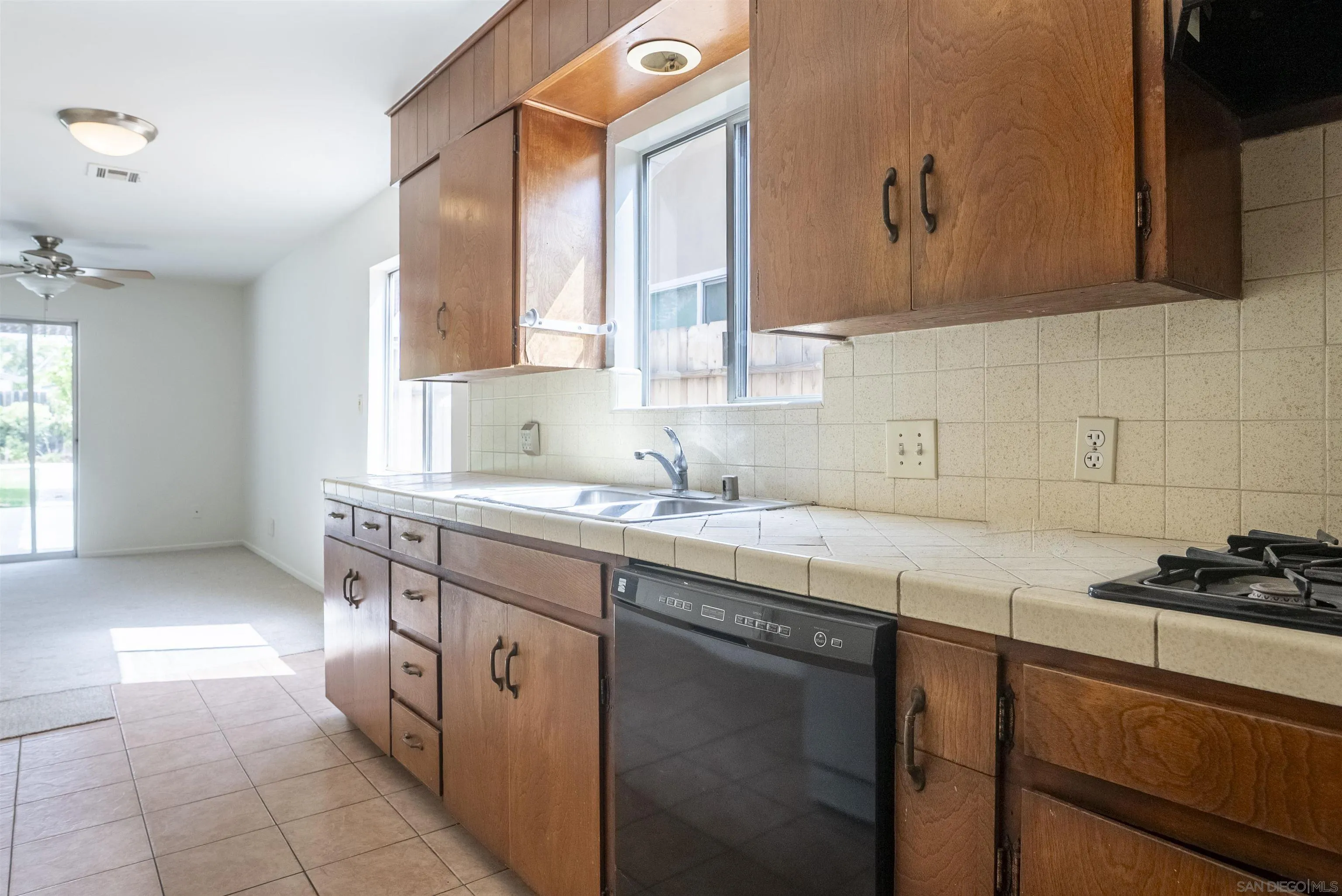 https://cdn.realtyfeed.com/cdn/127/250037434/70848c77a48aa45d5cc1a25f0481d16b.webp