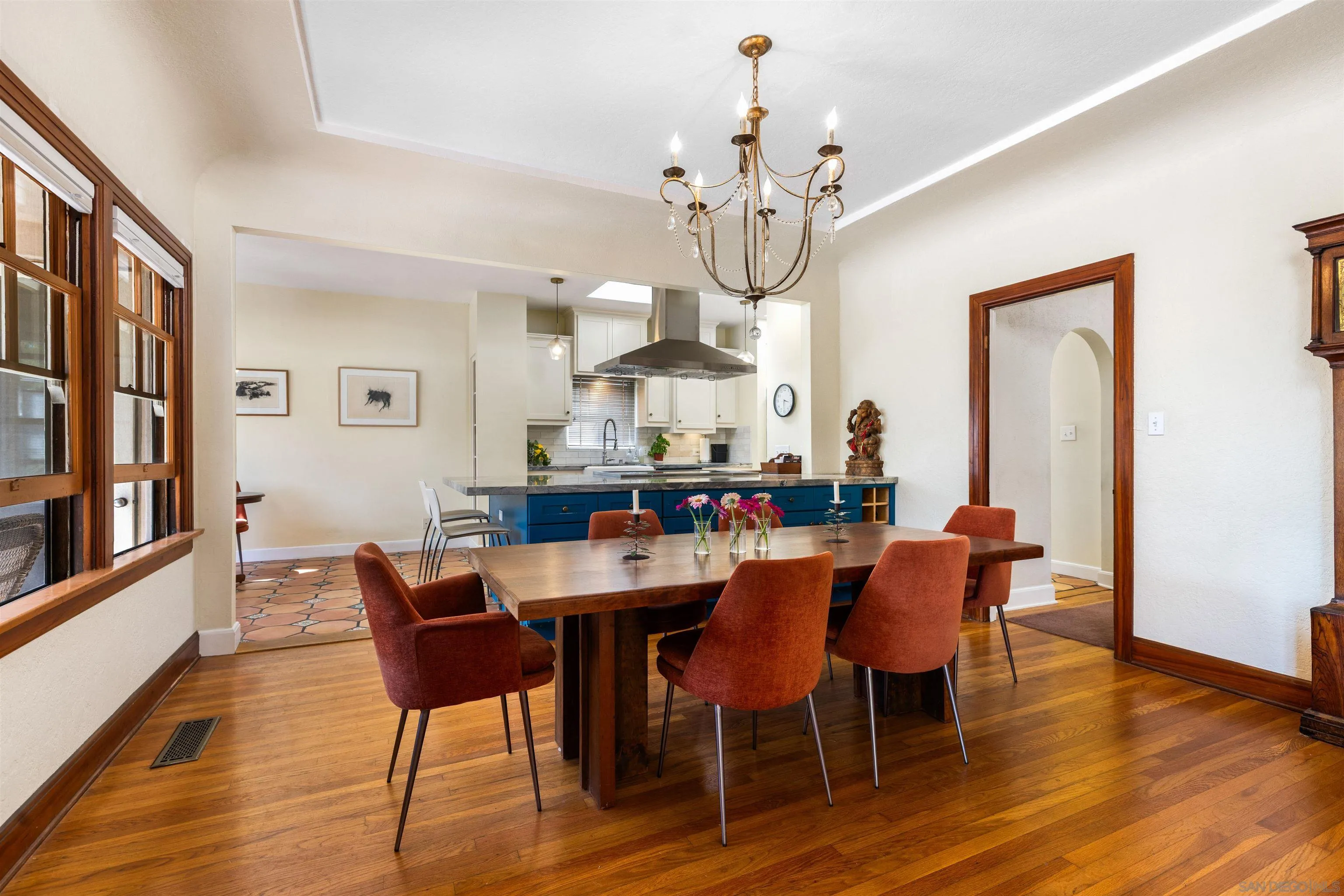 https://cdn.realtyfeed.com/cdn/127/250037437/a2cd5183c5bf17949cafe0c073d6cda7.webp