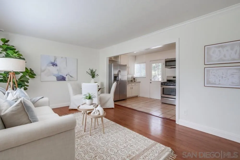 https://cdn.realtyfeed.com/cdn/127/250037438/7bdc75627c62e8653ebecf424b6db550.webp