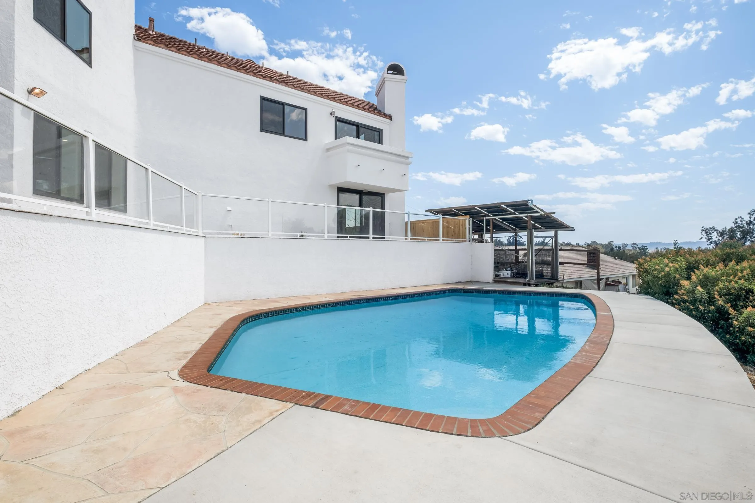 https://cdn.realtyfeed.com/cdn/127/250037439/39c3f109580c3bd3d49f045116e5afa5.webp