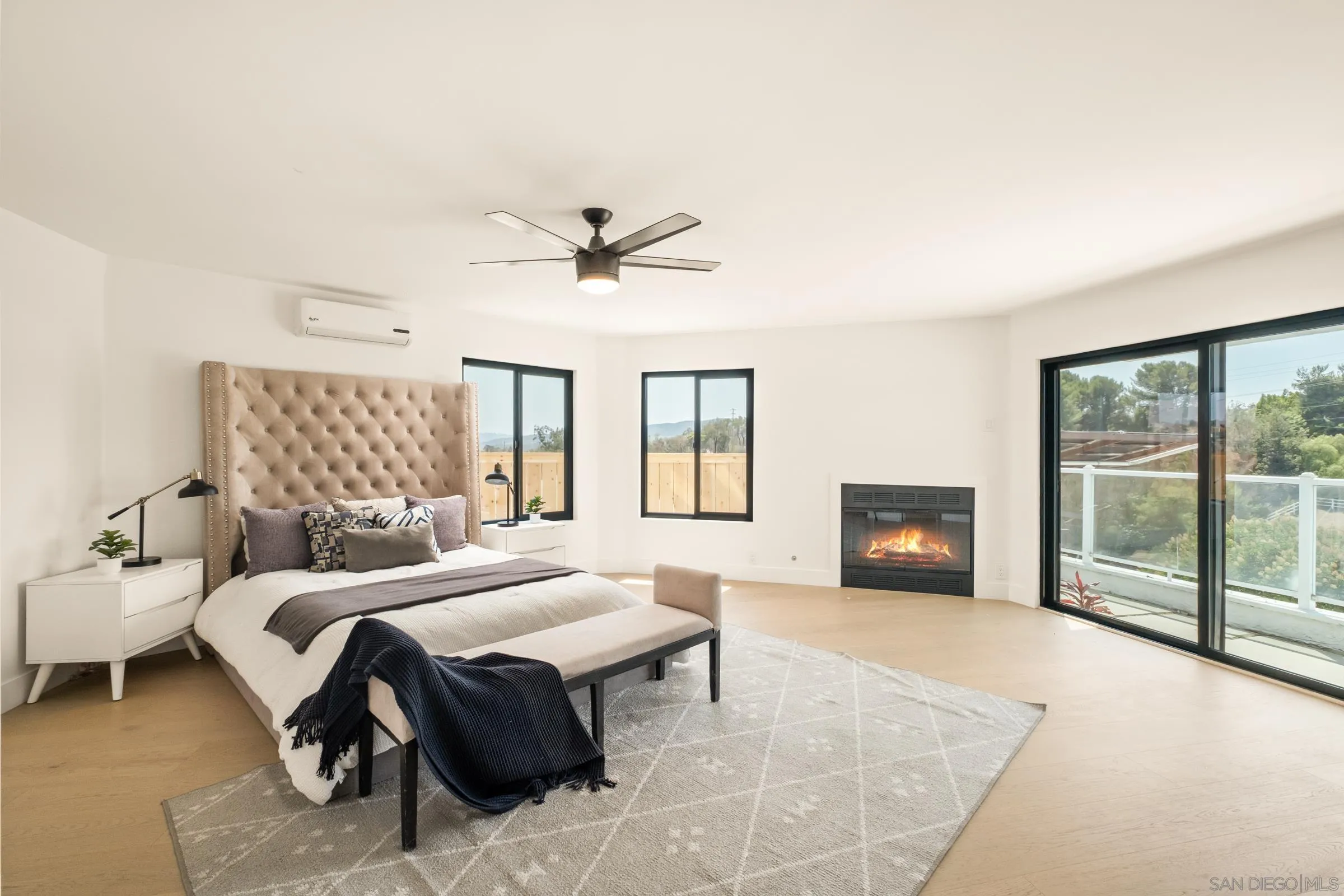 https://cdn.realtyfeed.com/cdn/127/250037439/3be1cf2b51152f2429d4dec4f22c6a40.webp
