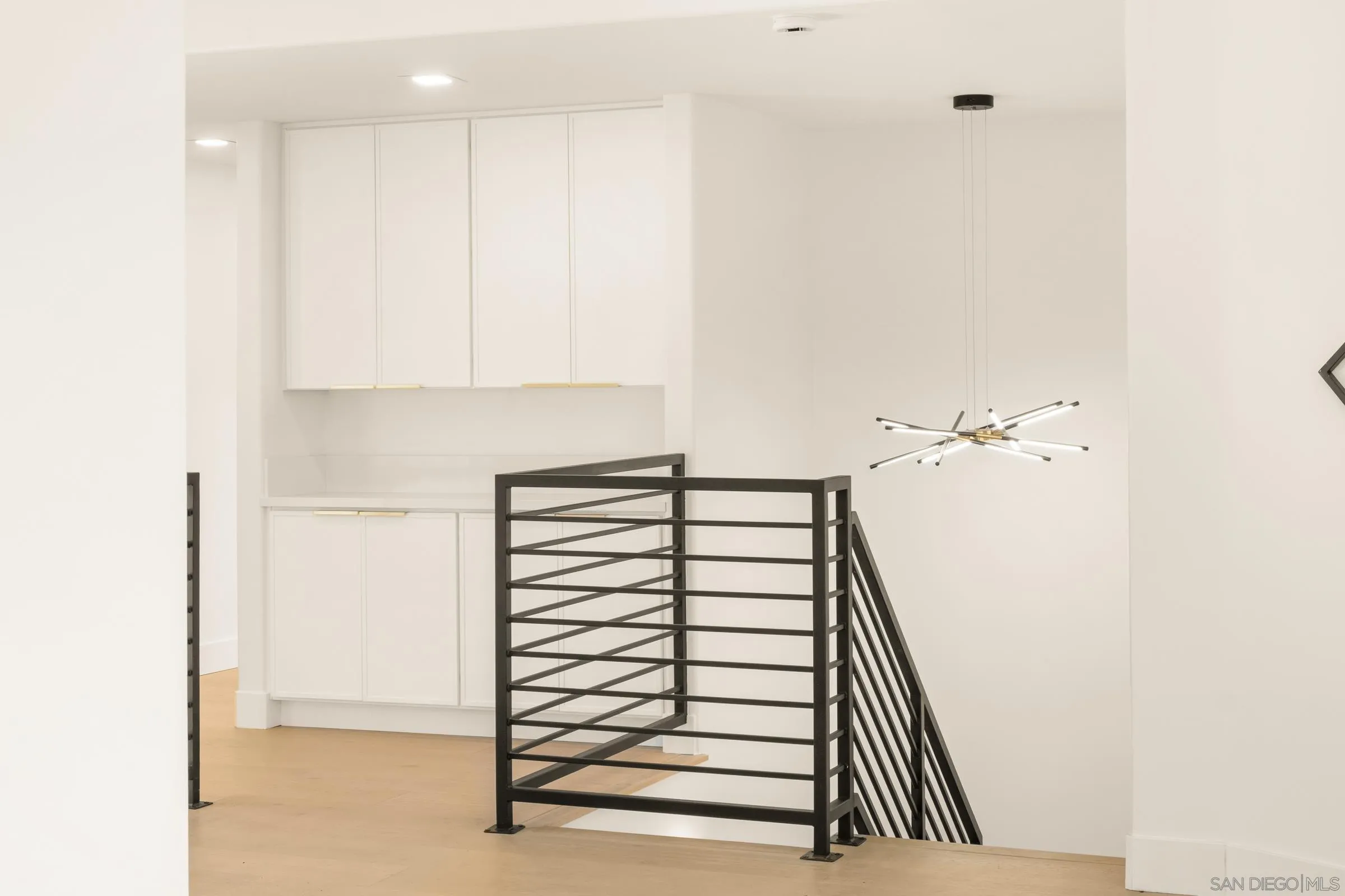 https://cdn.realtyfeed.com/cdn/127/250037439/4acef3903b84e9b5267df3fa37828bc4.webp